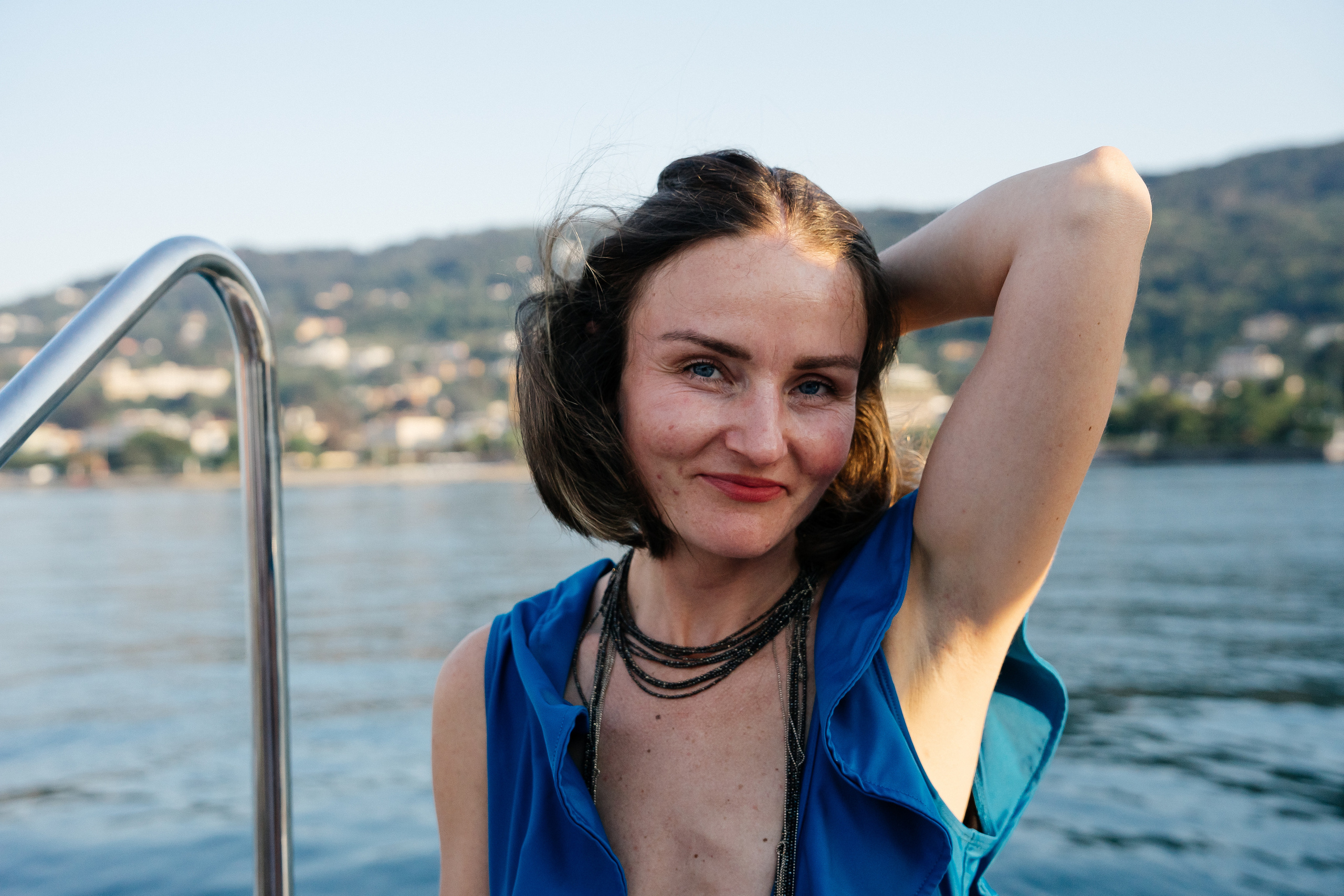 Girl’s Party on the Boat (lake Maggiore, Italy). PHOTOGRAPHER IN ITALY