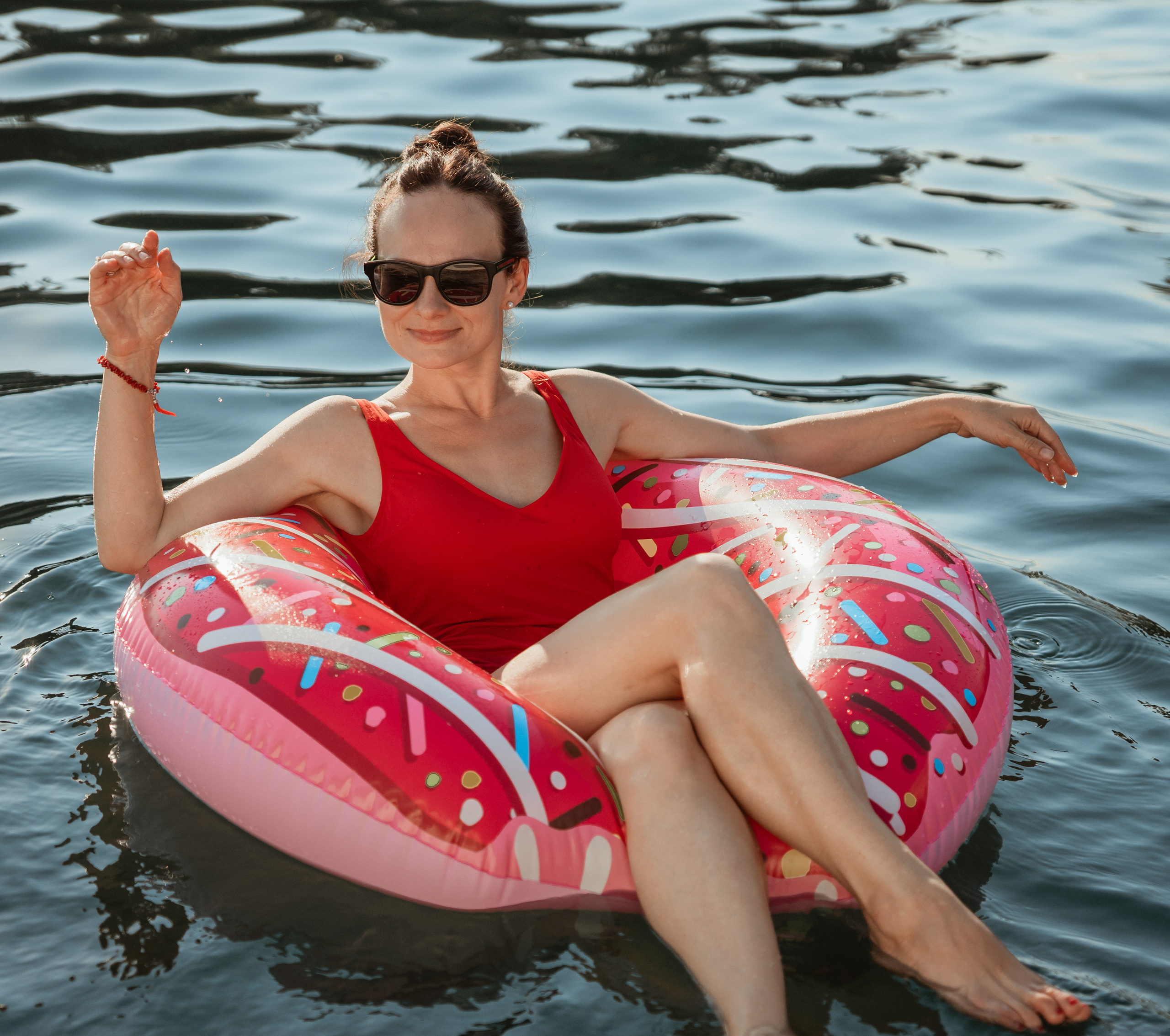 Girl’s Party on the Boat (lake Maggiore, Italy). PHOTOGRAPHER IN ITALY