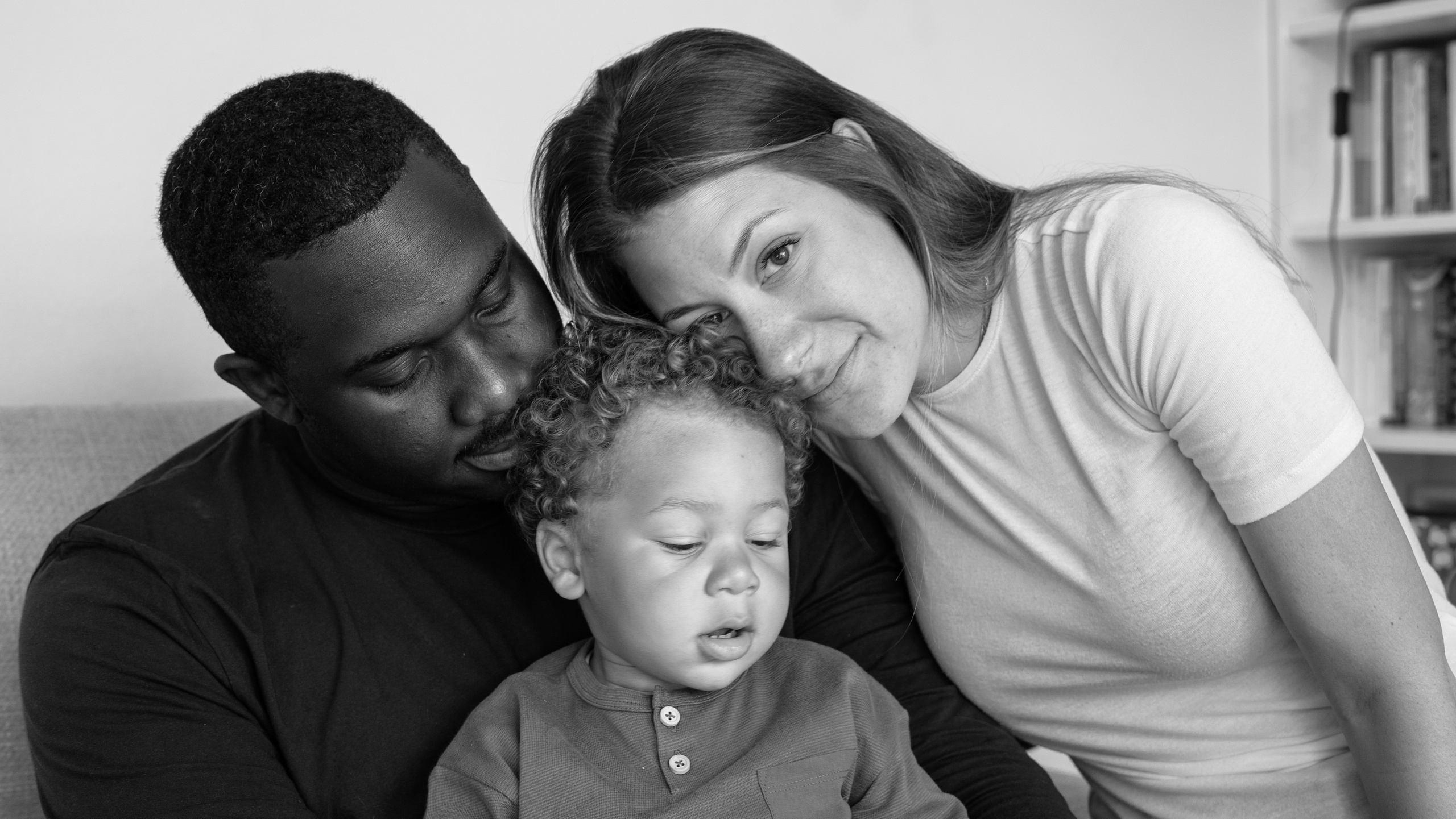 NOAH ANGELICA JHARVARI. PHOTOGRAPHER IN ITALY