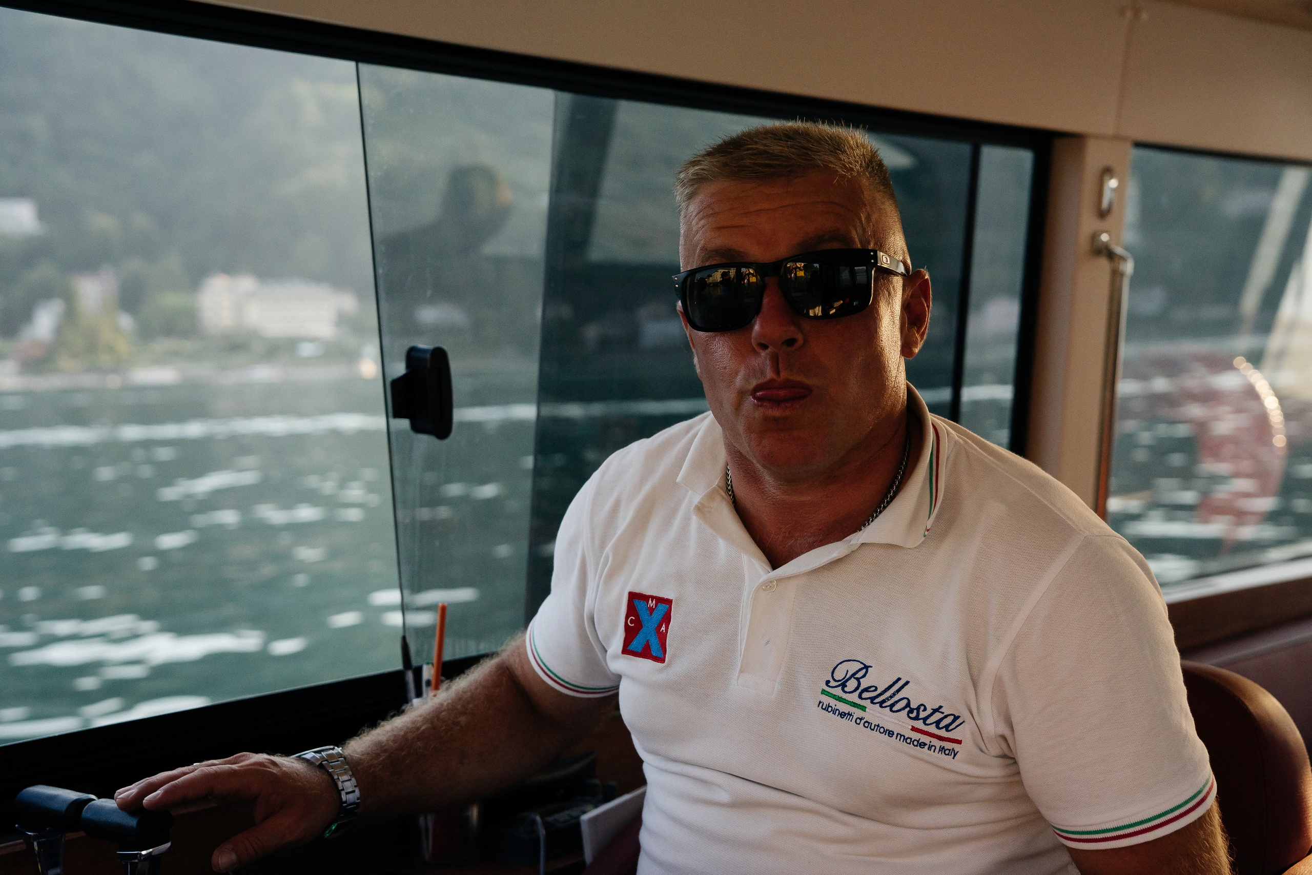 Girl’s Party on the Boat (lake Maggiore, Italy). PHOTOGRAPHER IN ITALY