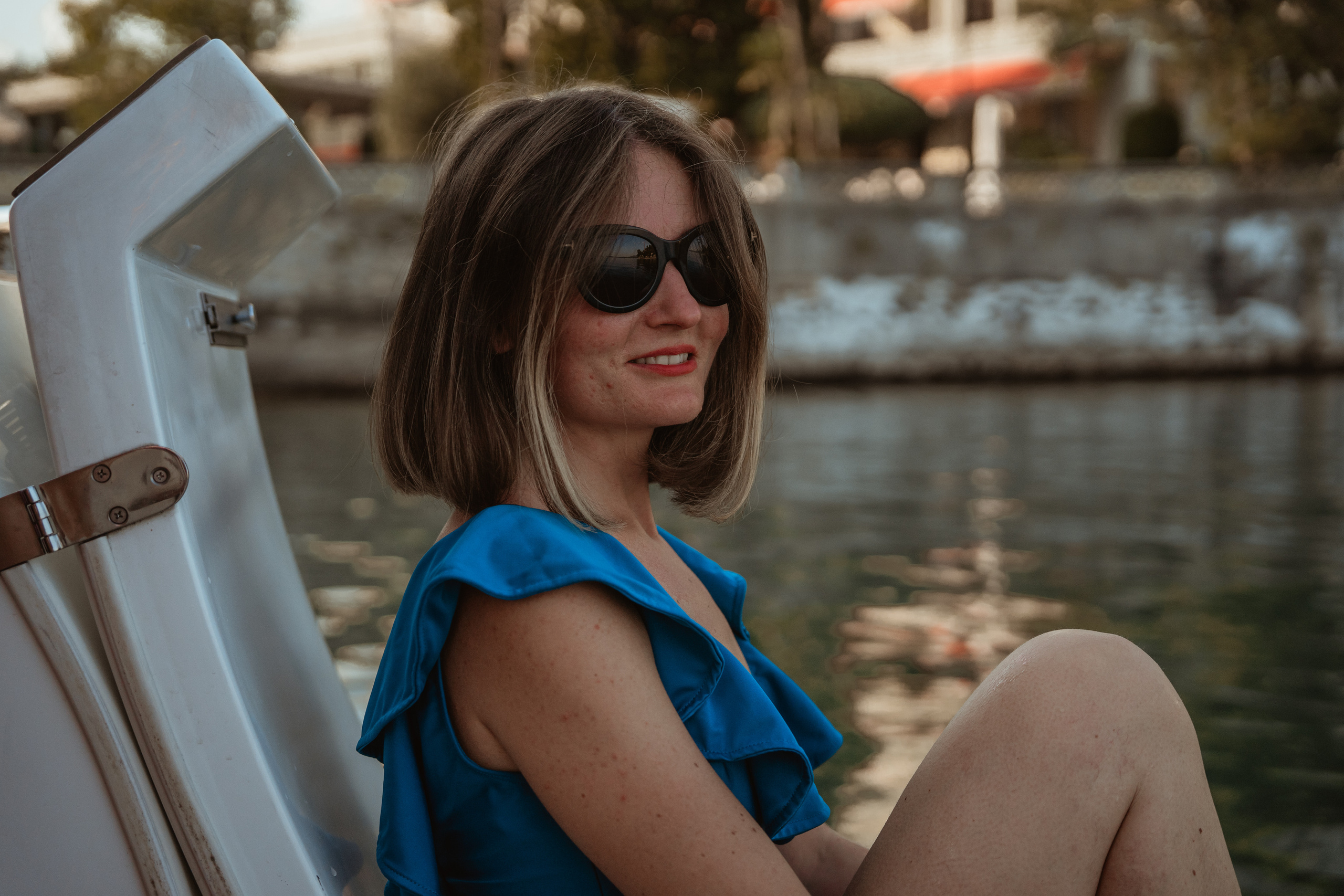 Girl’s Party on the Boat (lake Maggiore, Italy). PHOTOGRAPHER IN ITALY