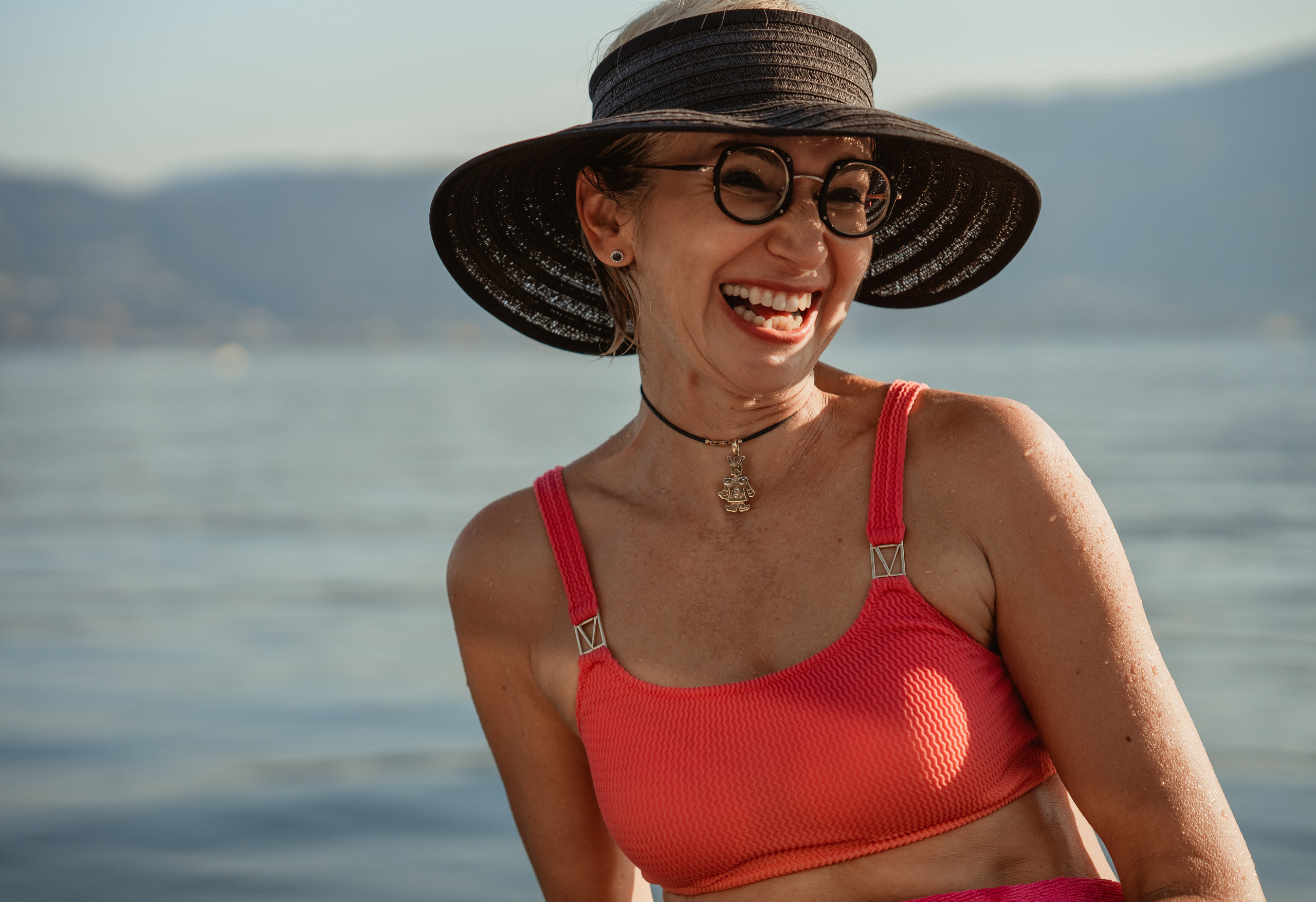 Girl’s Party on the Boat (lake Maggiore, Italy). PHOTOGRAPHER IN ITALY