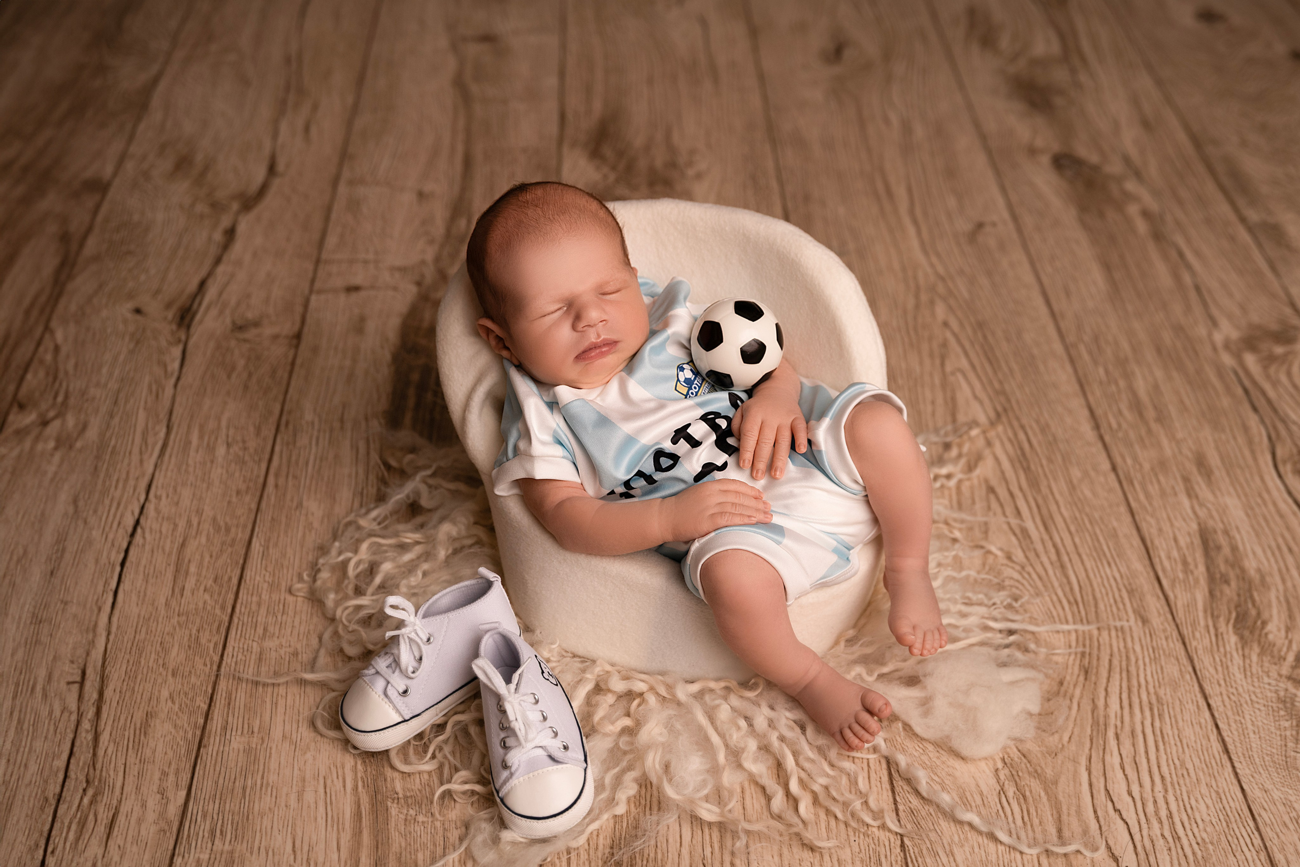 Sesja newborn. VideofotKA.pl