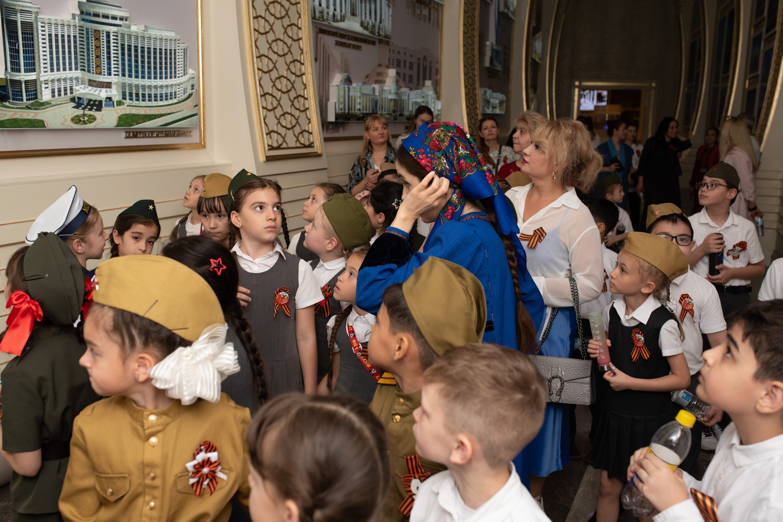 Вечный огонь 2"А» класс. Ваш фотограф в Ашхабаде Гамлет Осипов