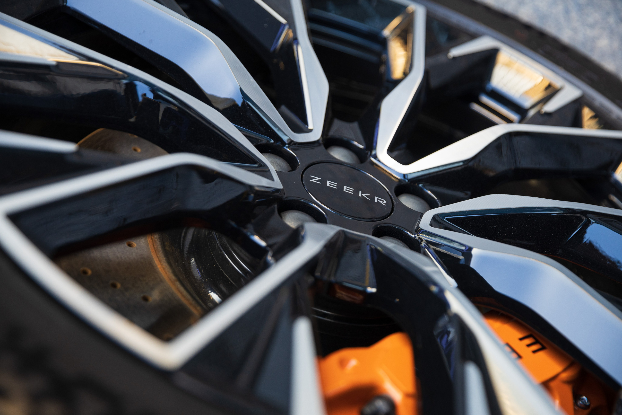 ZEEKR. Visa Fashion Tashkent. Профессиональная Фото-Видео Студия Геннадия Нестеренко | Ташкент и Весь Узбекистан