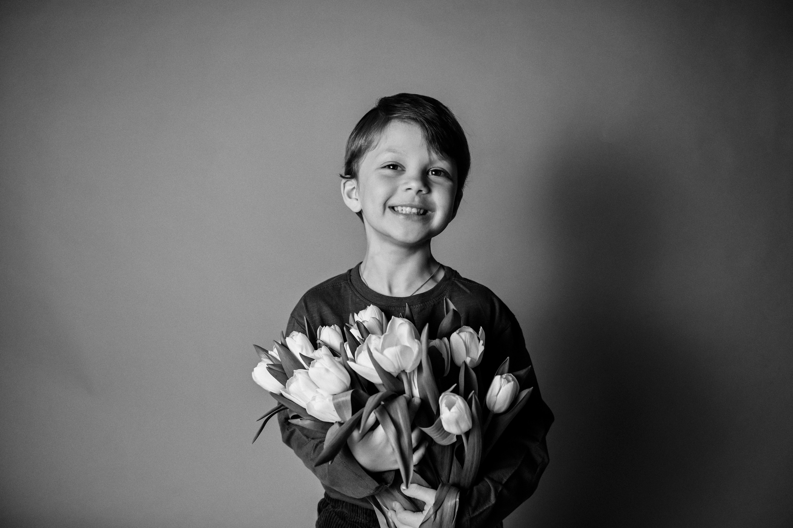 Весенние цветы. Детский и семейный фотограф в финляндии дина пулкка. контент фотограф