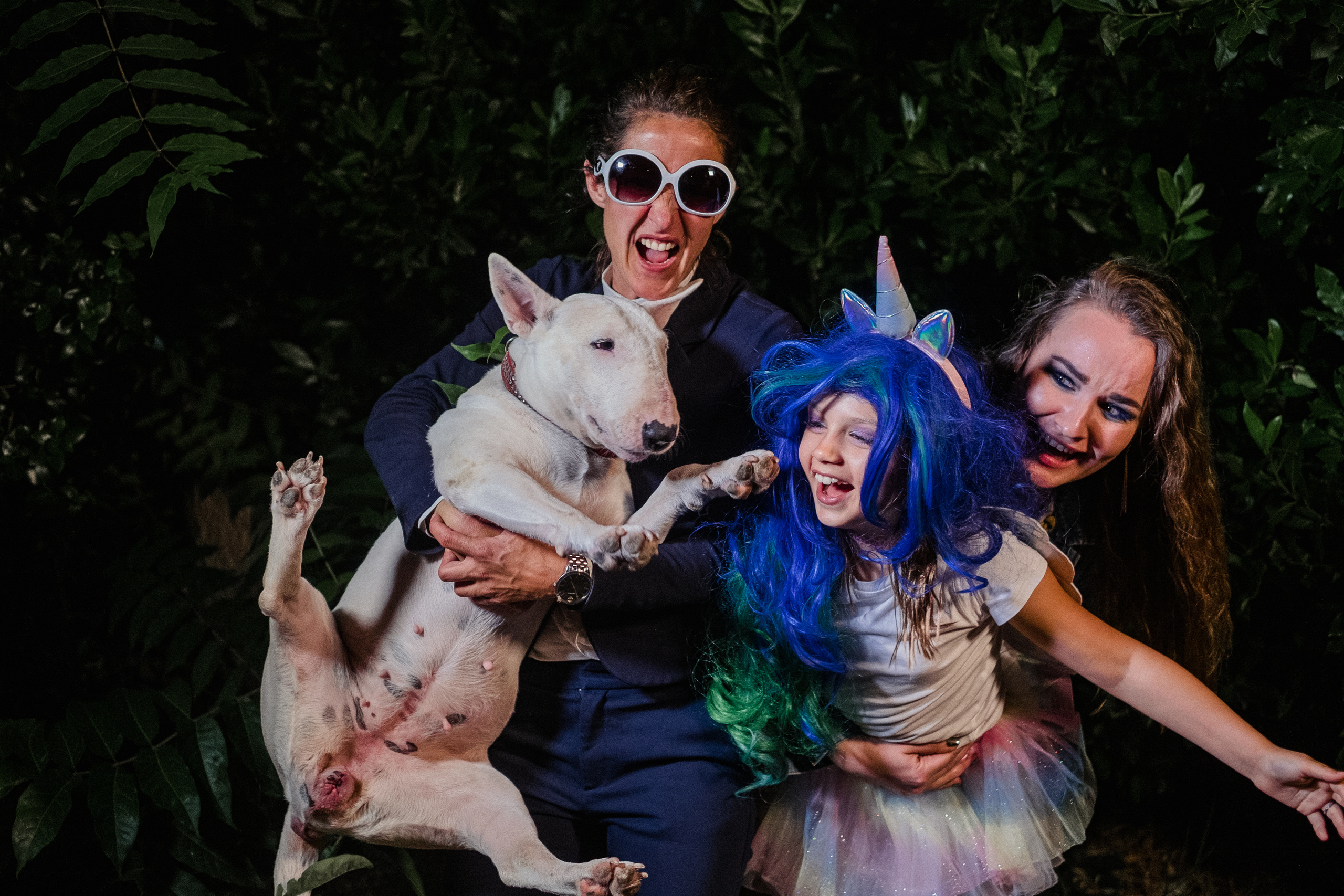 Party like your neighbors. Portrait and reportage photographer