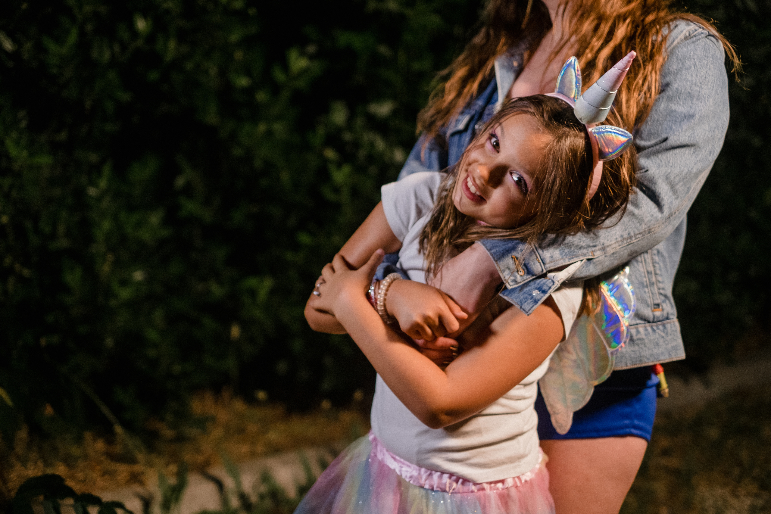 Party like your neighbors. Portrait and reportage photographer