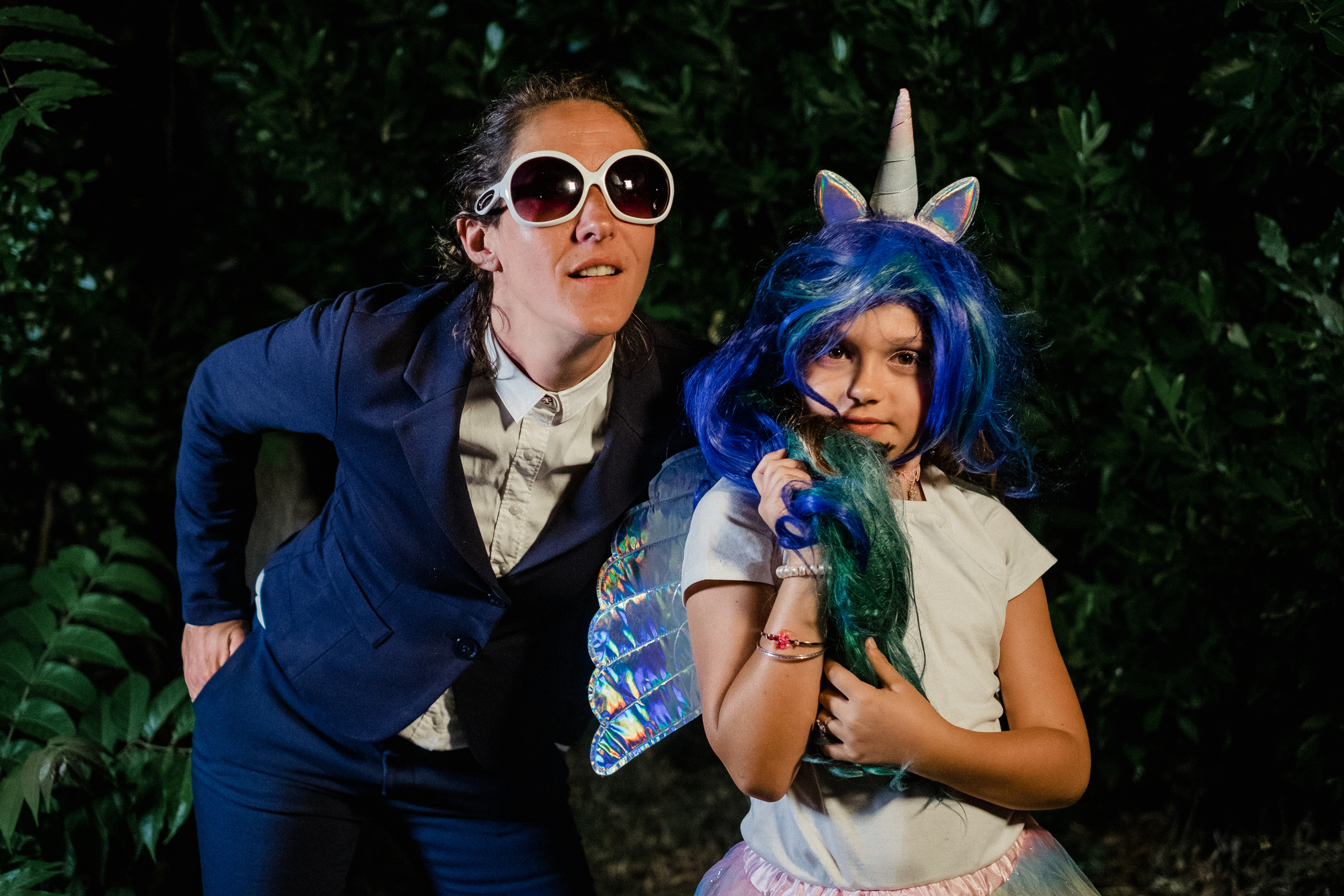 Party like your neighbors. Portrait and reportage photographer