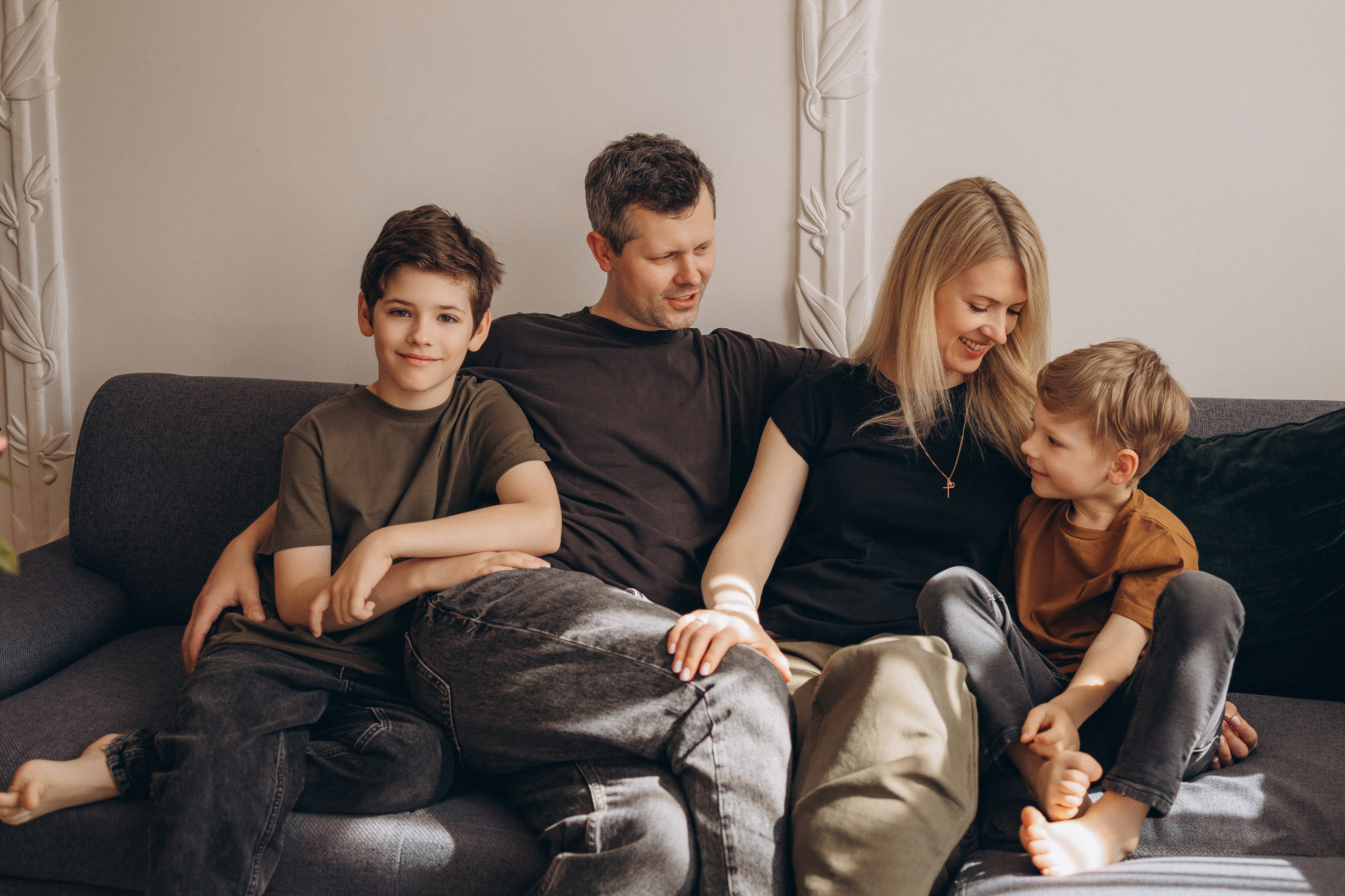 LAURAS ģimene. GALVENĀ