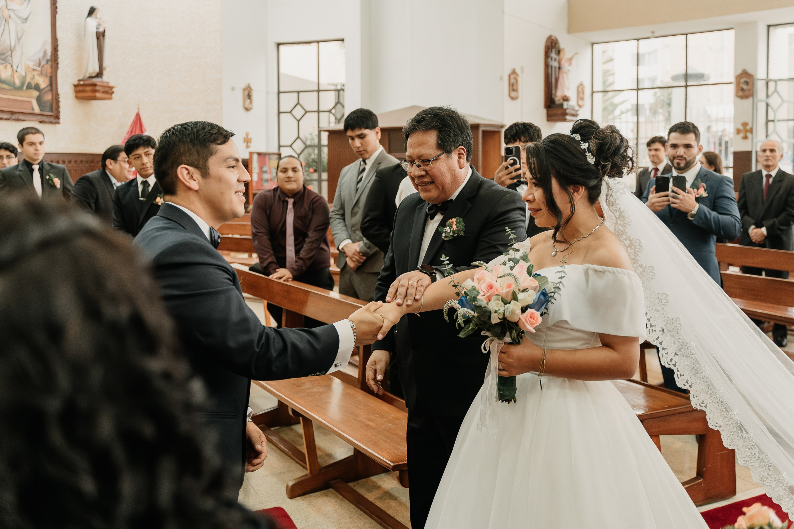 ALEJANDRA + RODRIGO BODA RELIGIOSA. Studio KVTA | Fotografía y Video de Bodas en Arequipa