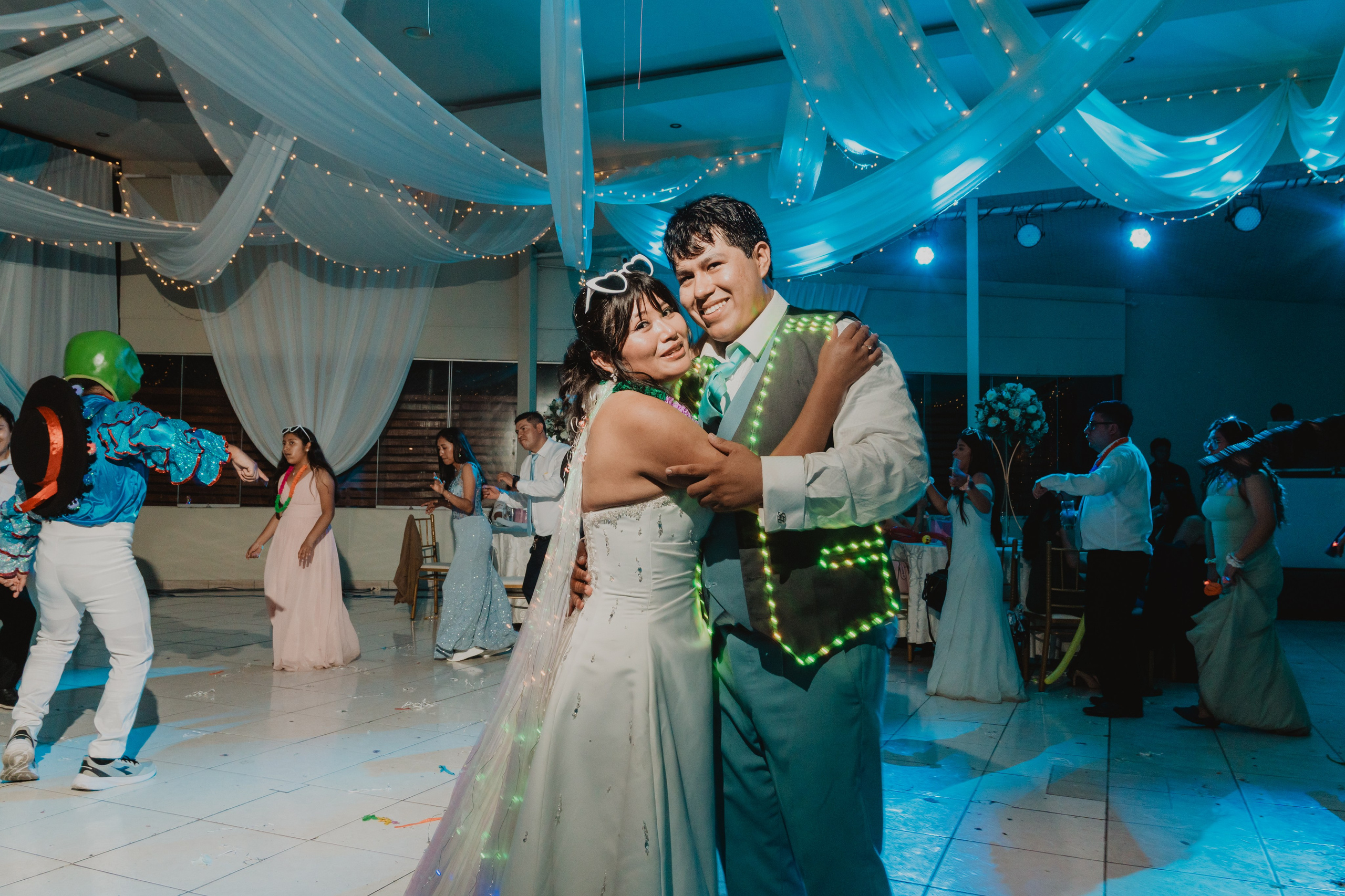 STEISY + EMMANUEL | BODA RELIGIOSA. Studio KVTA | Fotografía y Video de Bodas en Arequipa