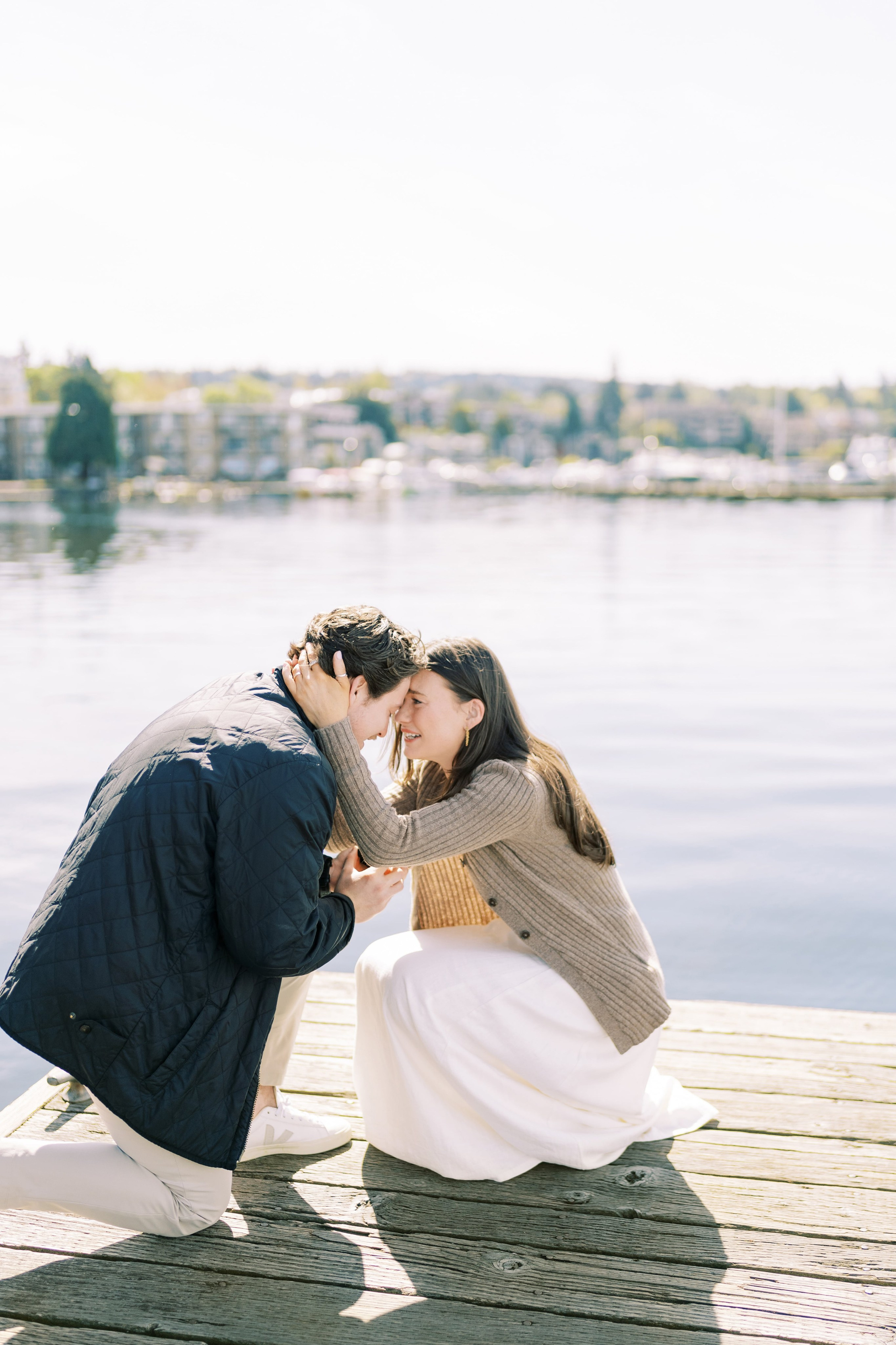 Engagement photo shoot Jake & Caroline / May 2024. Marina Park|Kirkland, WA. EVAN ARISTOV WEDDING PHOTOGRAPHY — Seattle Wedding Photographer