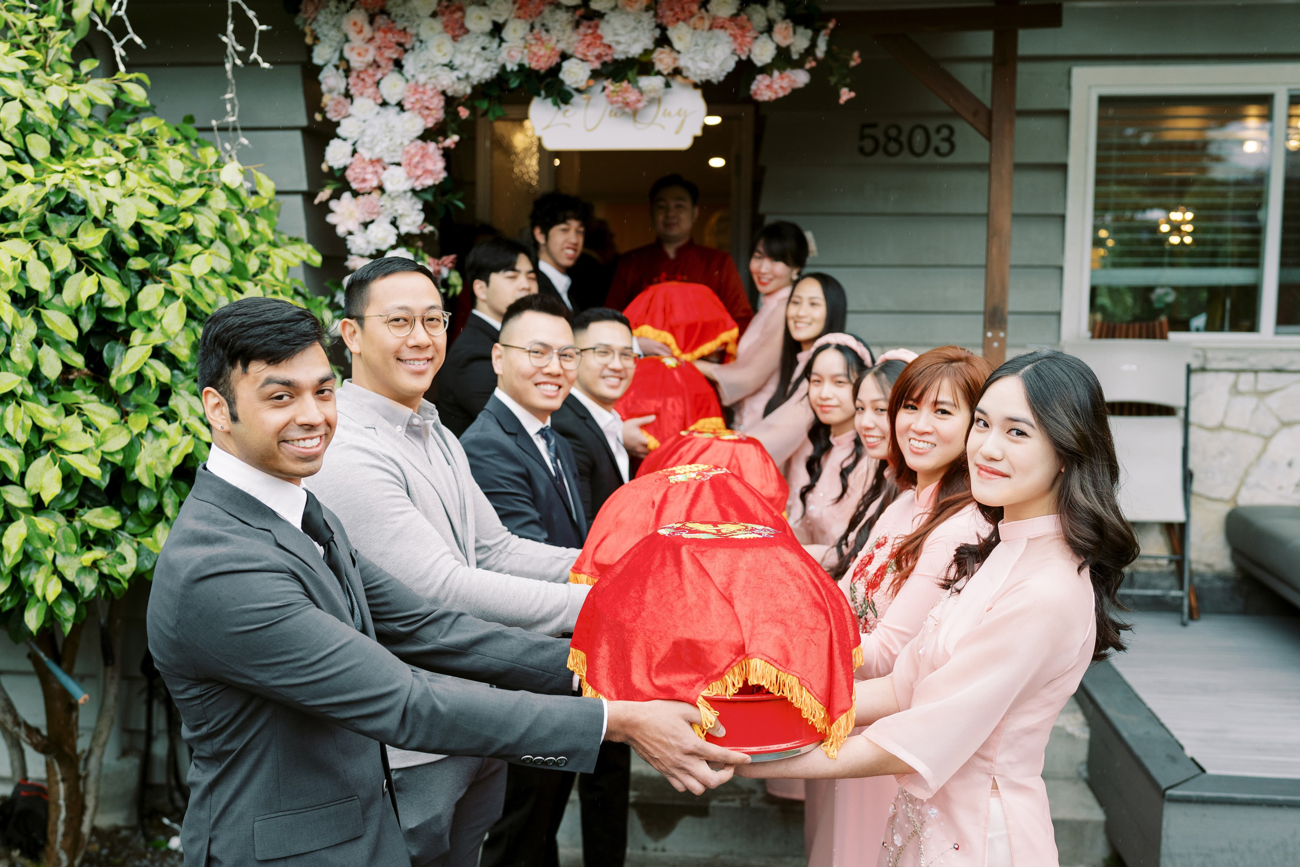 Vietnamese Tea Ceremony. Bellevue, WA. July 2024. EVAN ARISTOV WEDDING PHOTOGRAPHY — Seattle Wedding Photographer