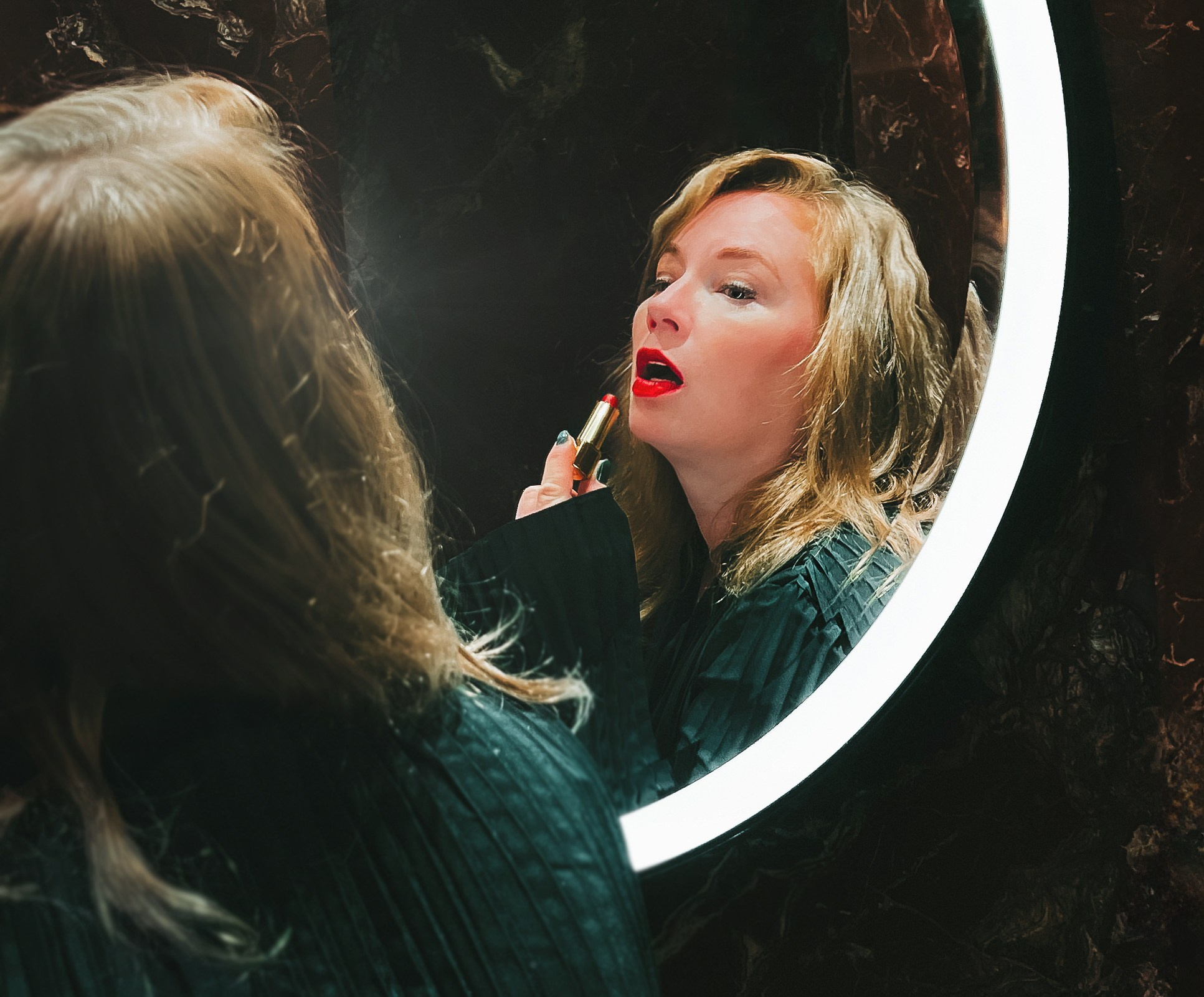 Remote photoshoot at luxury hotel in Rome. Yana Bobrova | Artistic Photography