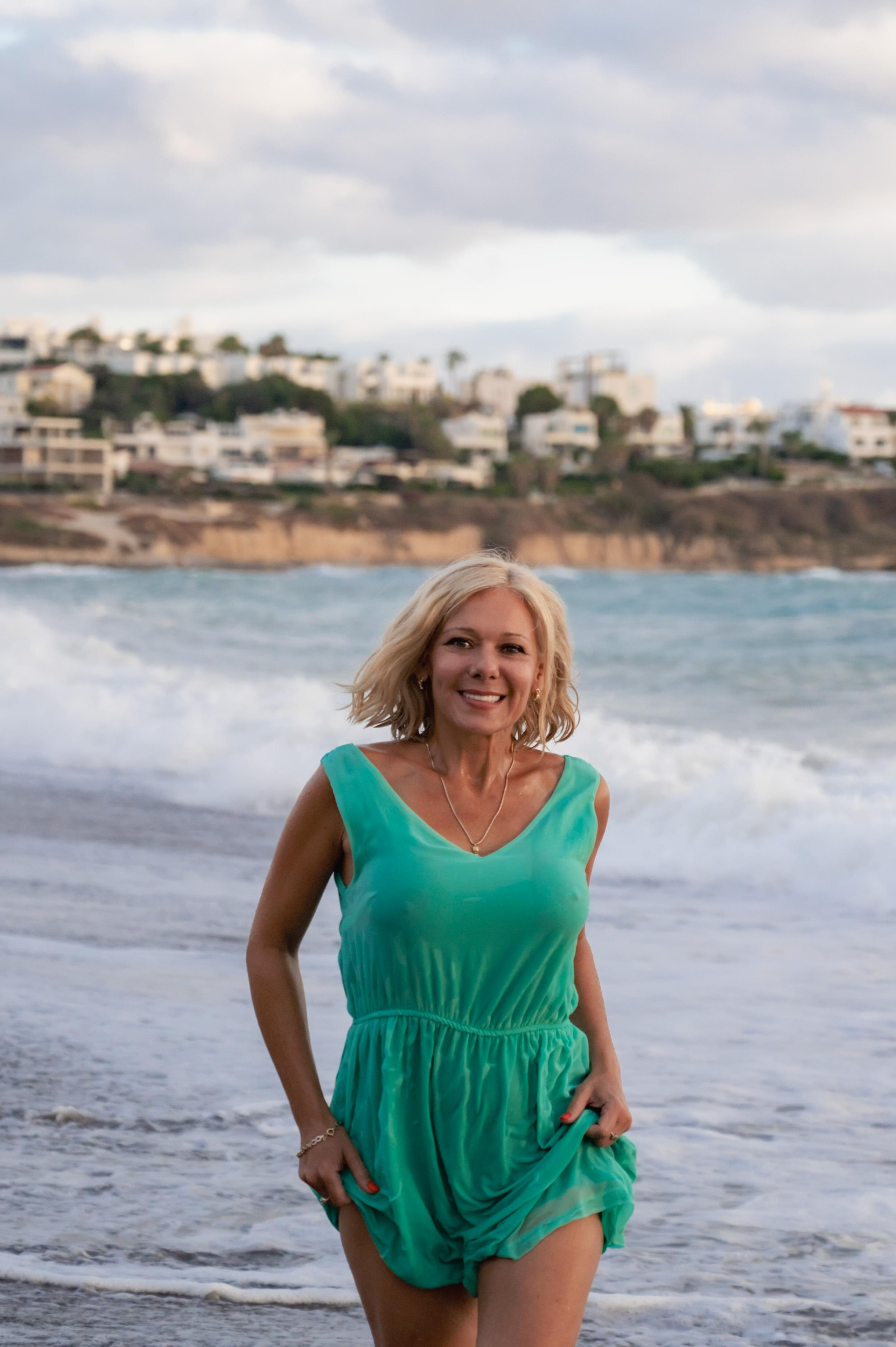 Natalie Summer2022. KATY GOLD PHOTOGRAPHY