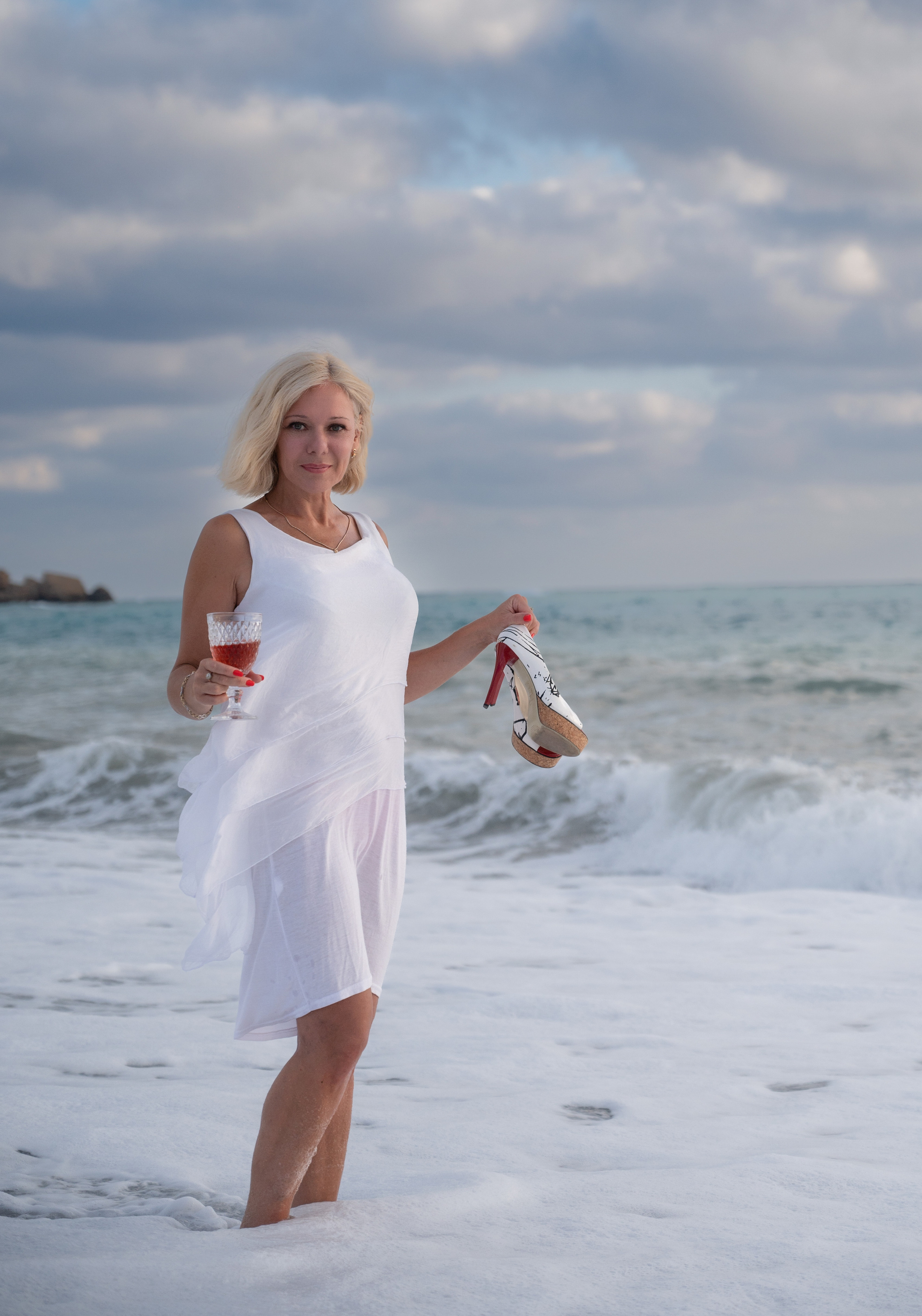 Natalie Summer2022. KATY GOLD PHOTOGRAPHY