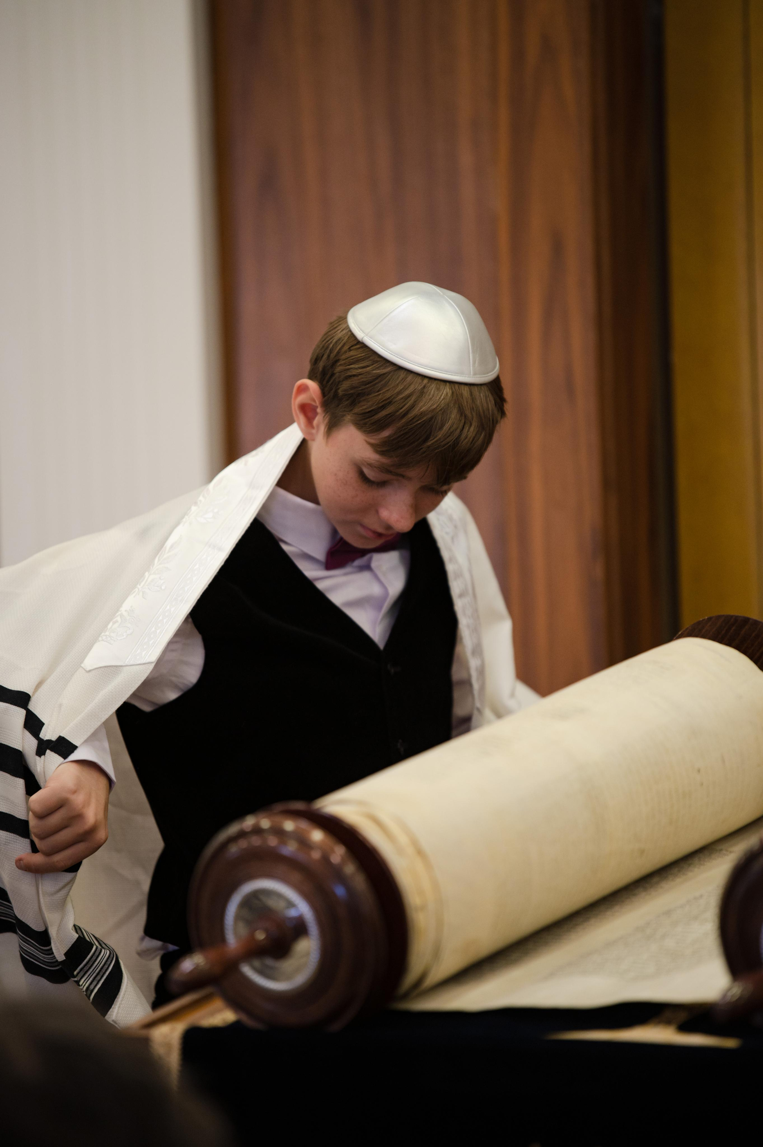 Bar Mizva Ilya. KATY GOLD PHOTOGRAPHY