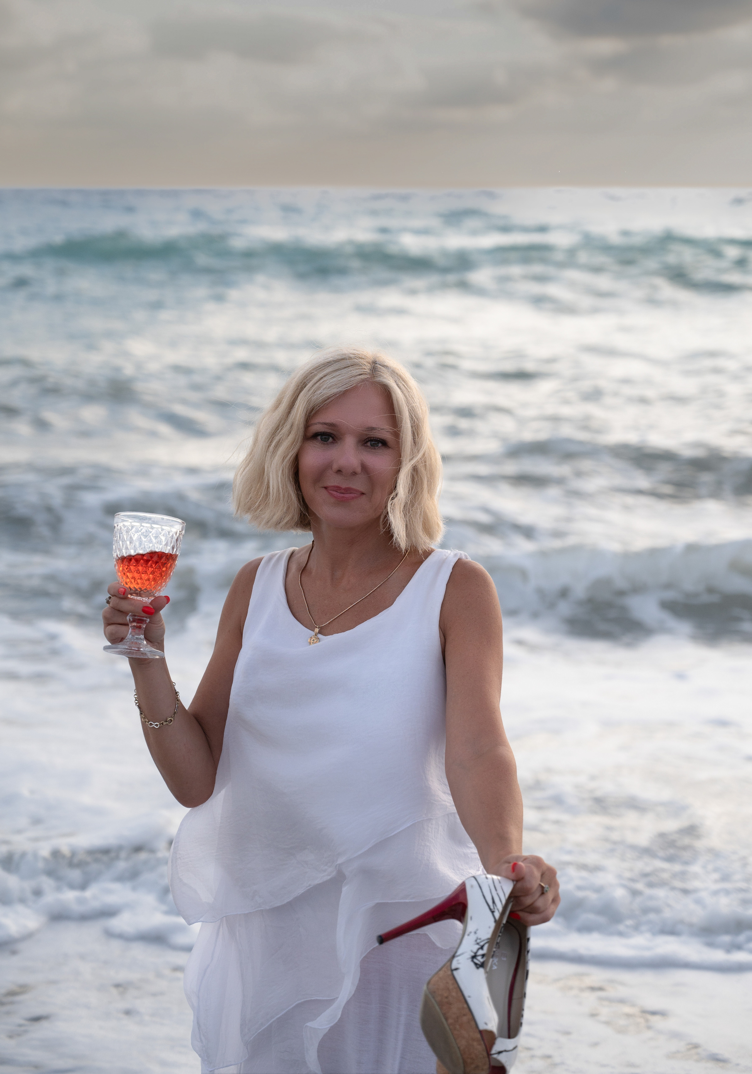 Natalie Summer2022. KATY GOLD PHOTOGRAPHY