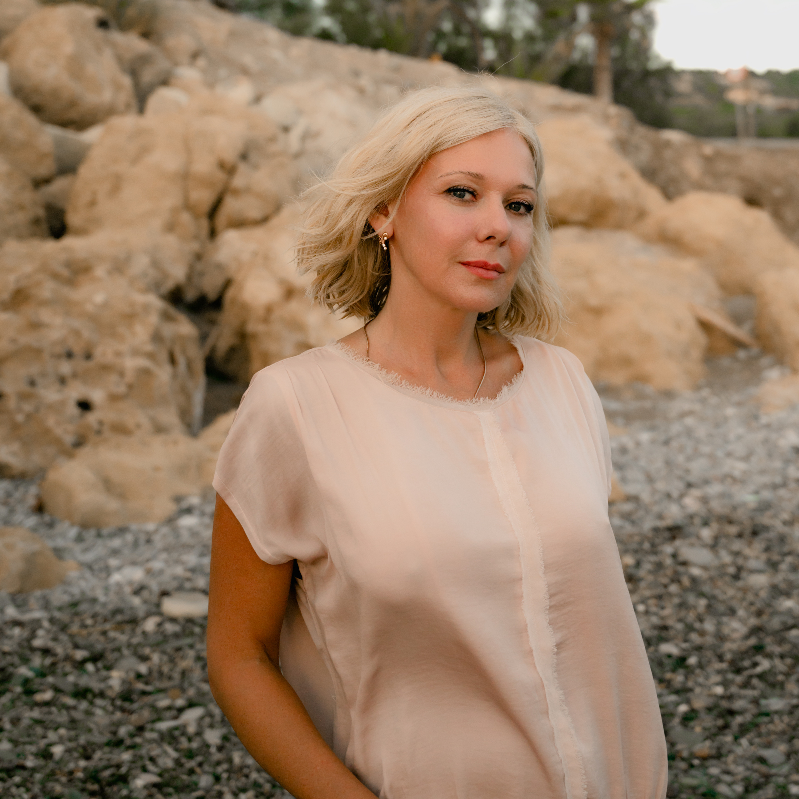 Natalie Summer2022. KATY GOLD PHOTOGRAPHY