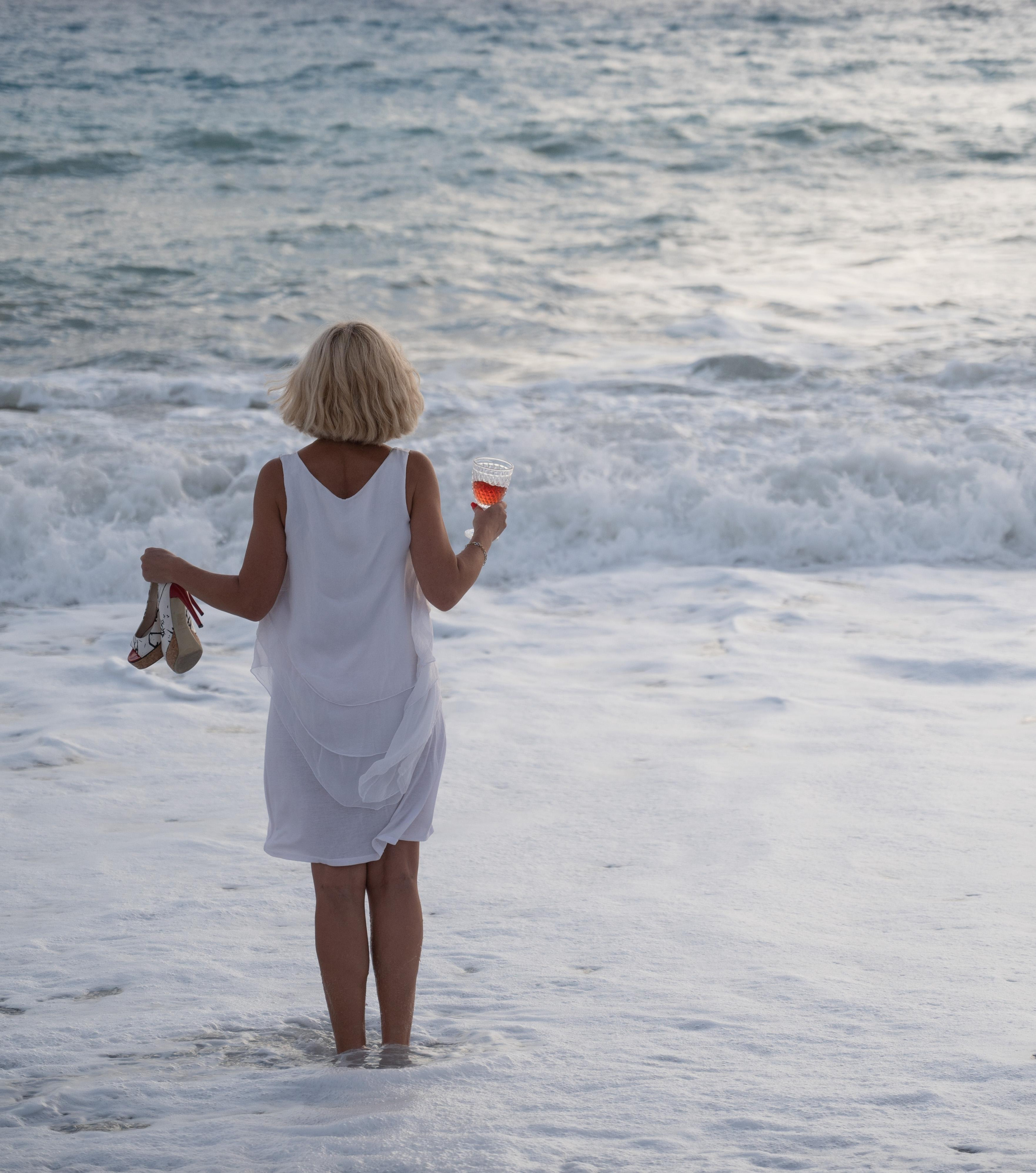 Natalie Summer2022. KATY GOLD PHOTOGRAPHY