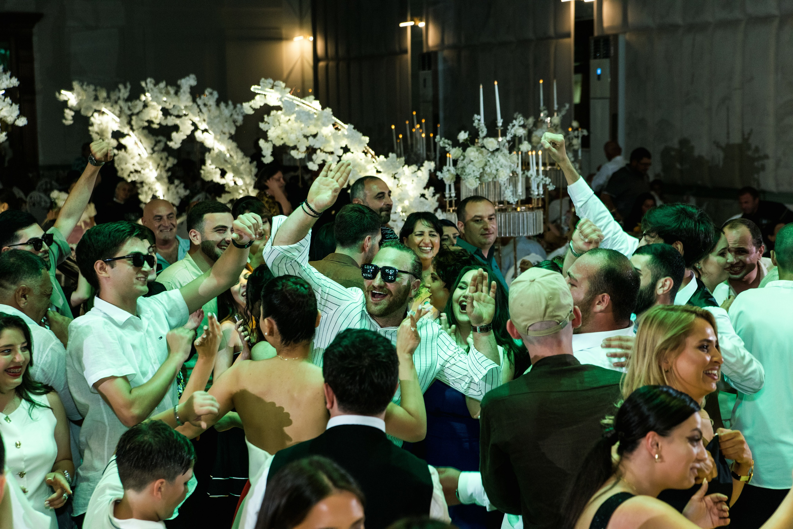 Грузинская свадьба Луки и Нино в Кутаиси. Свадебные фотографы в Грузии, Армении. Макс Коваленко и Лара Татосян. Свадебный видеограф