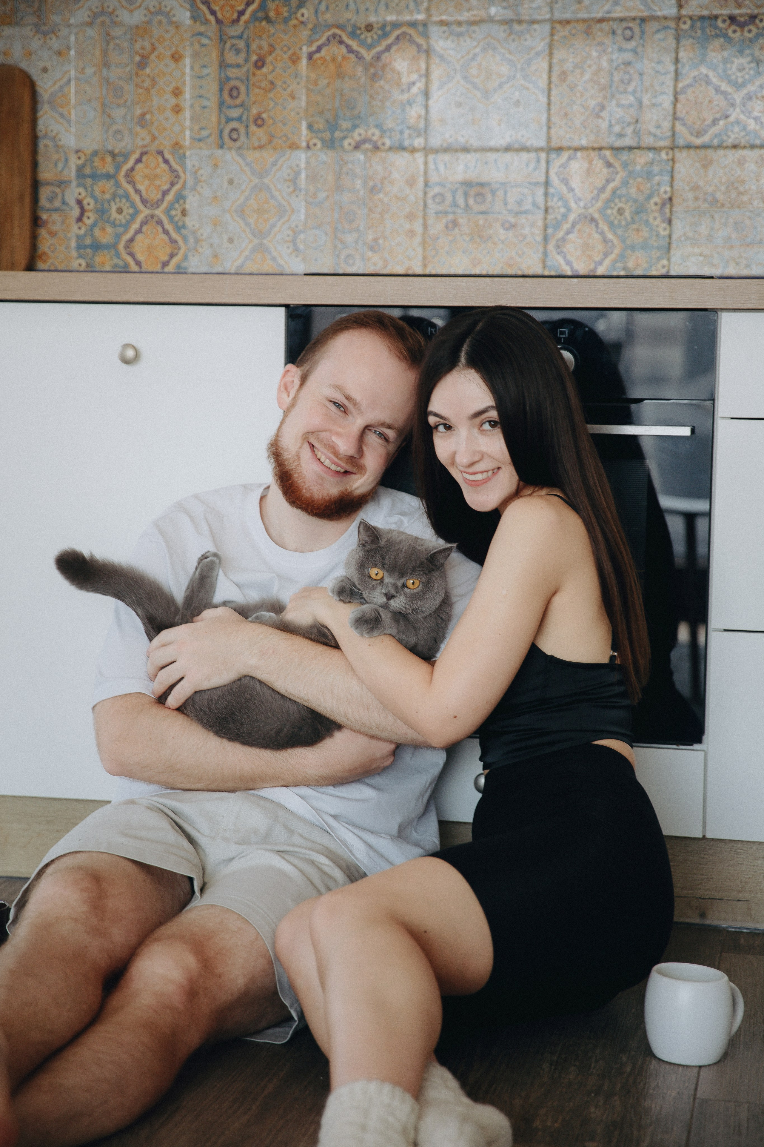 Anna+Andrew | At-home session. Photographer in Los Angeles. Julia Ishmuratova