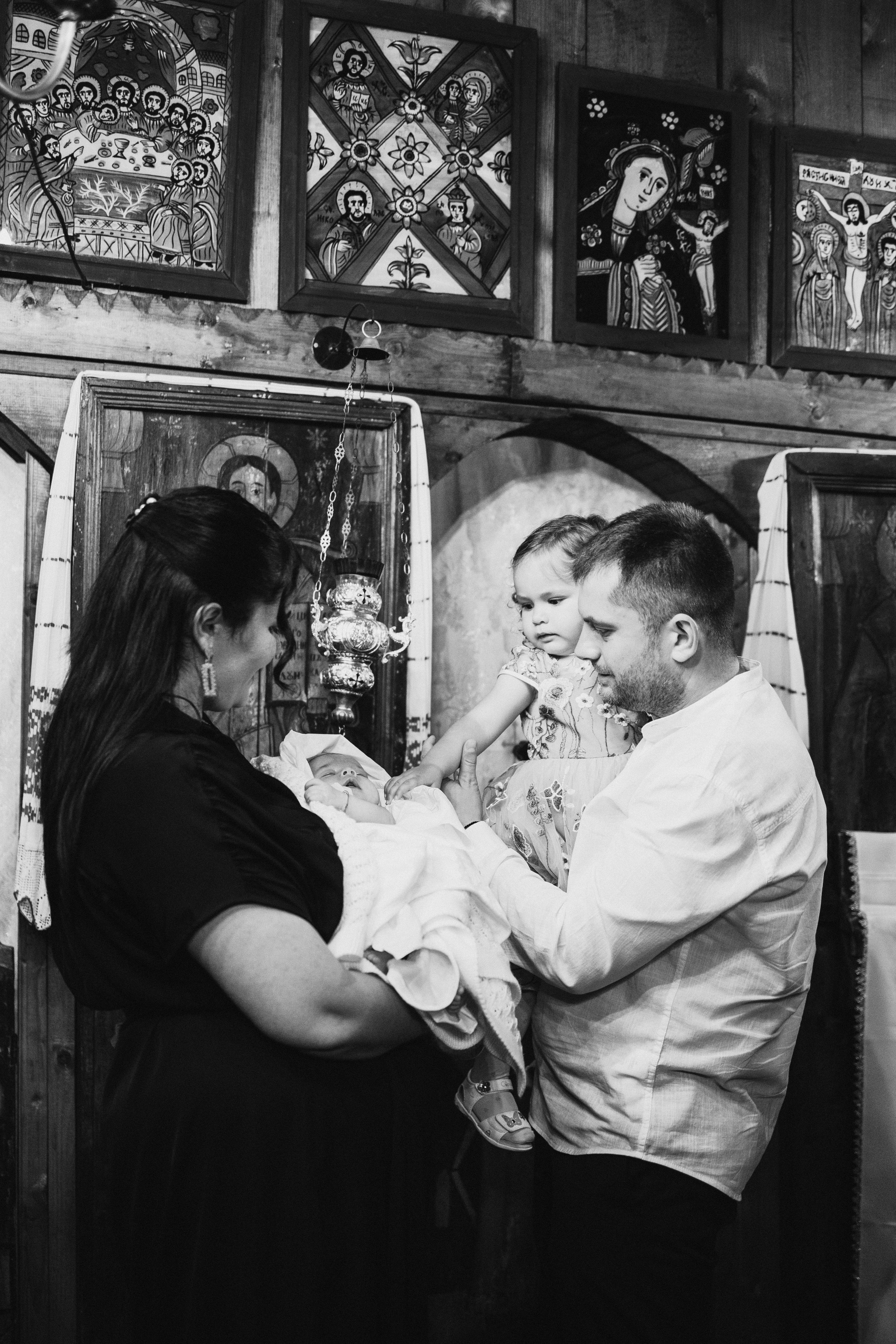 Ședințe foto de portret femei. Fotograf de familie în Oradea Katsiaryna Ciortan