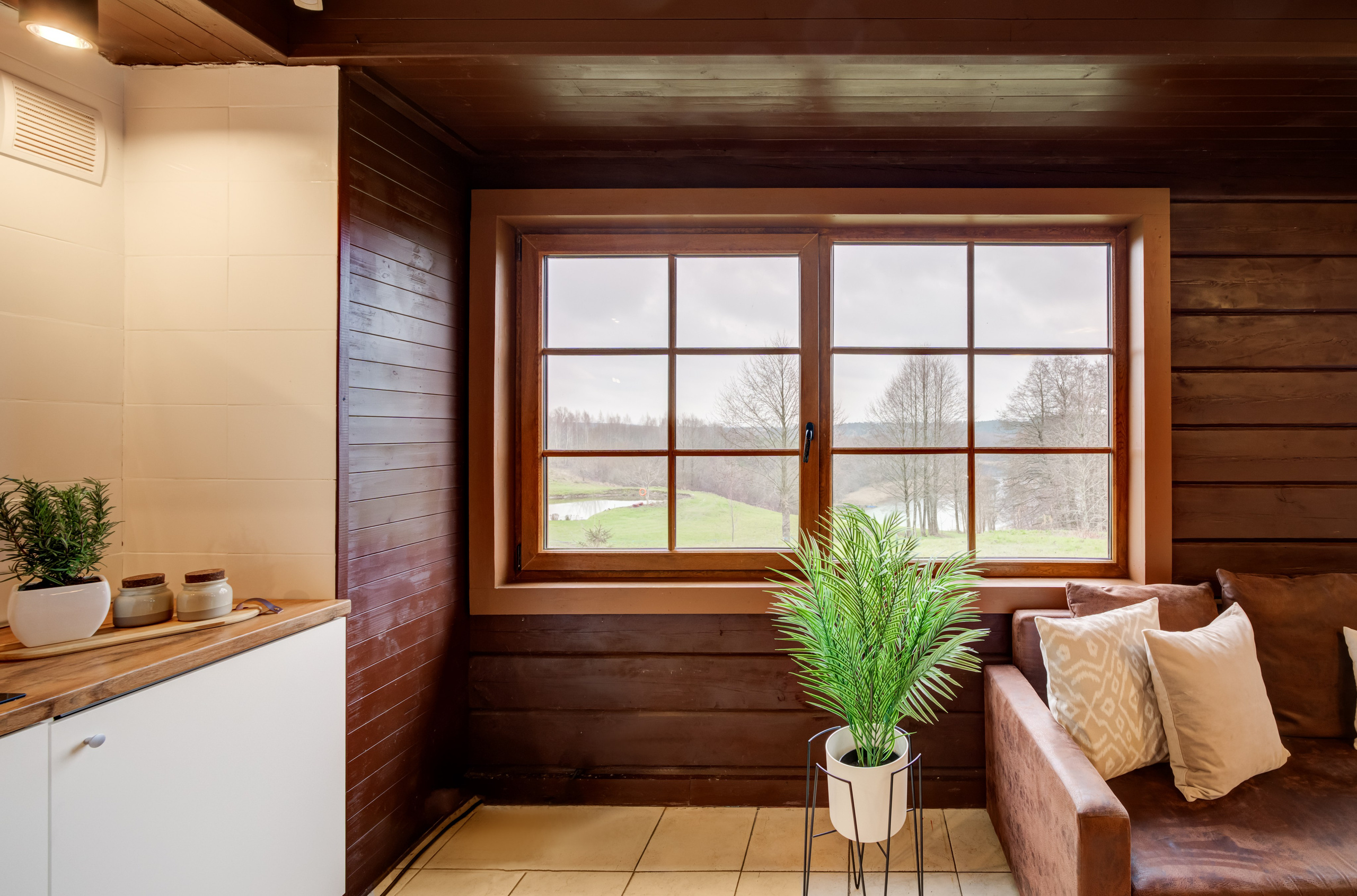 Trakų raj. sodyba. Elina Sapiega fotografė Vilniuje