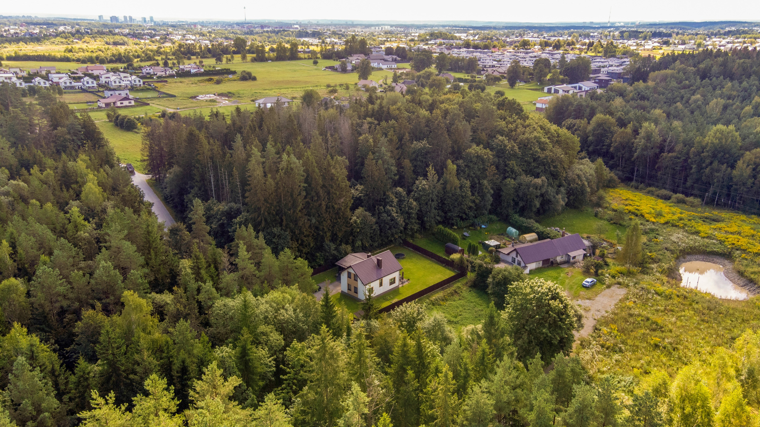 Č. Milošo g. Zujūnai, Vilnius. Elina Sapiega fotografė Vilniuje