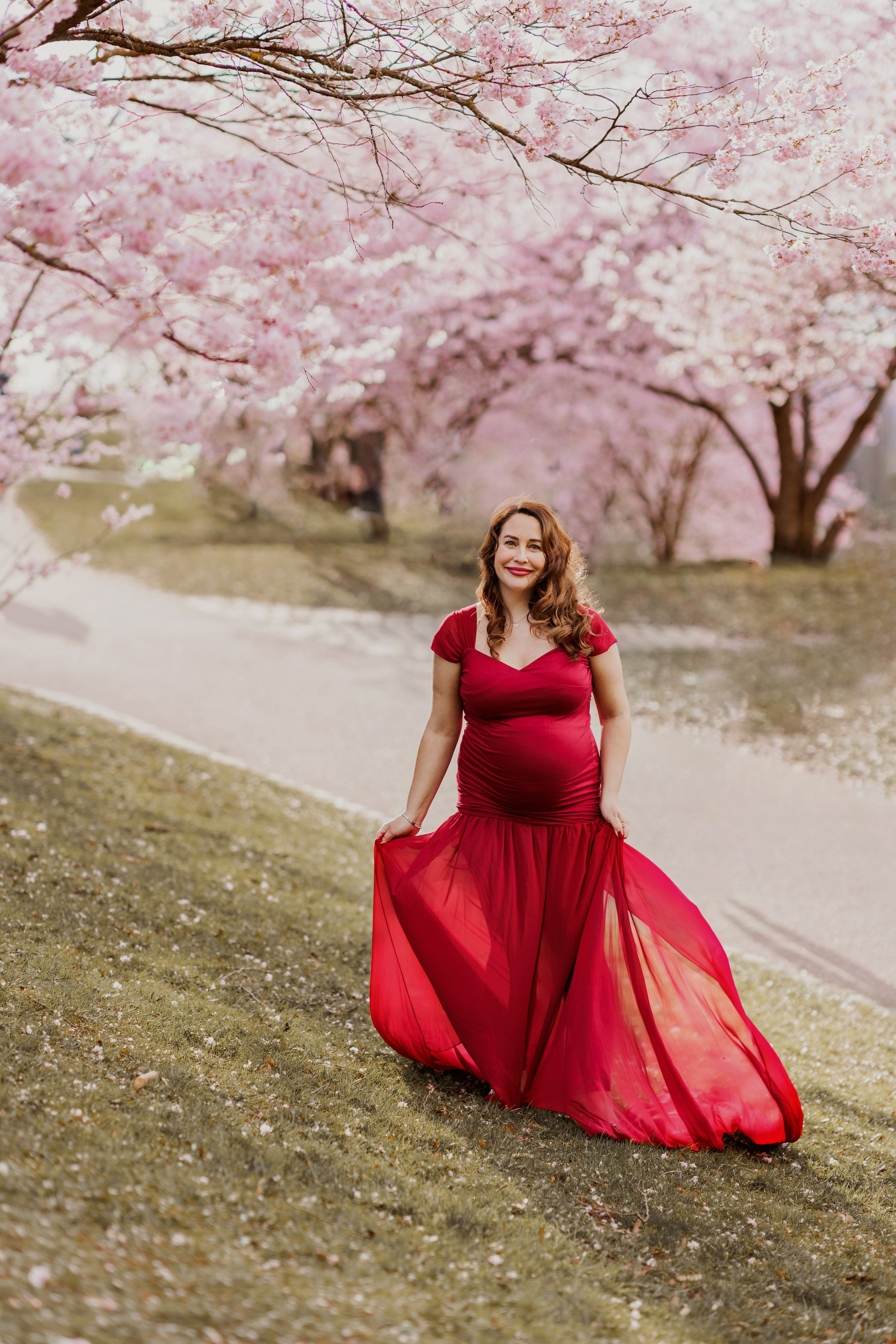 Belly Shooting im  Olympia Park. Family Fotografer in München und Umgebung