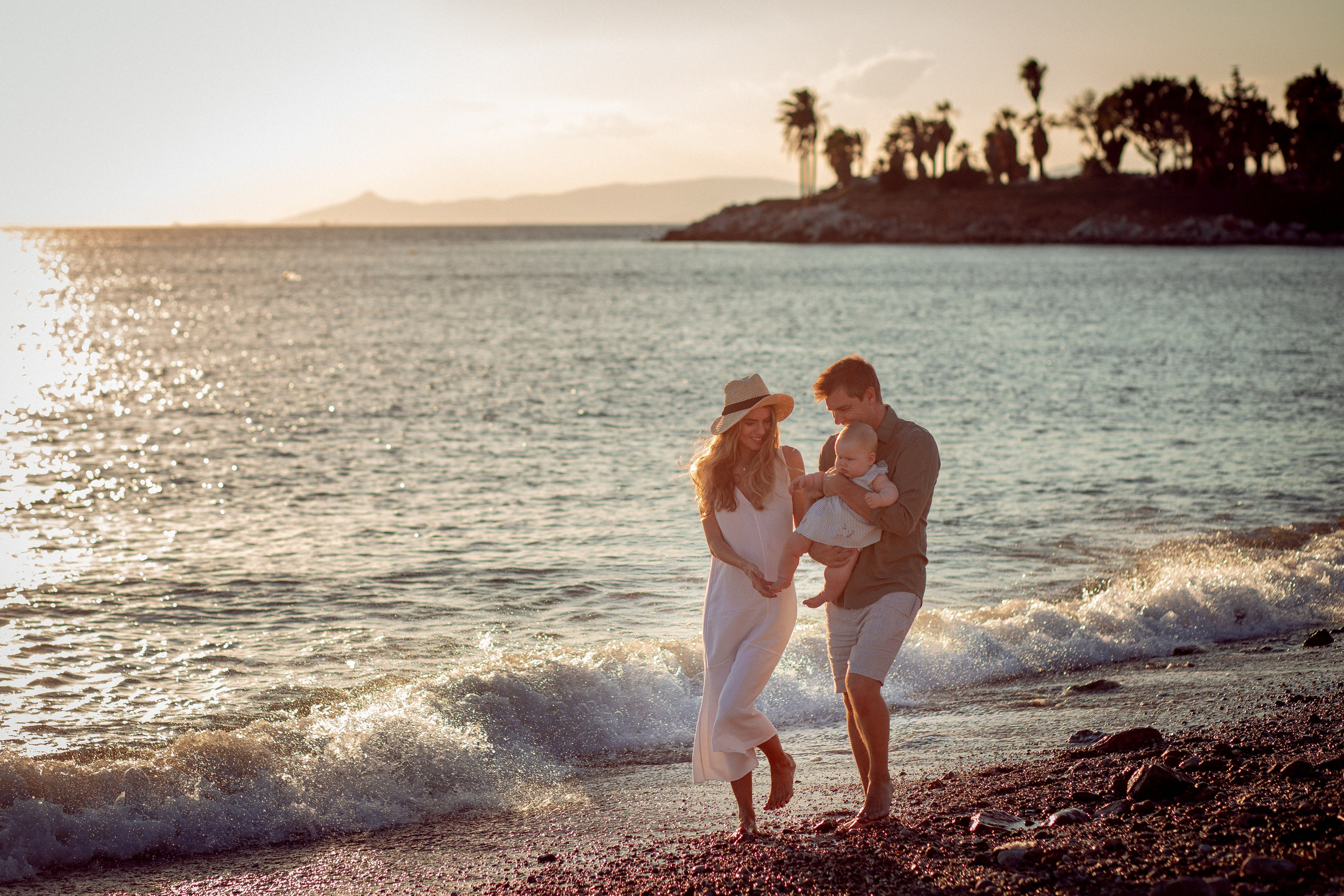 Barefoot Summer. Family Photographer in Greece
