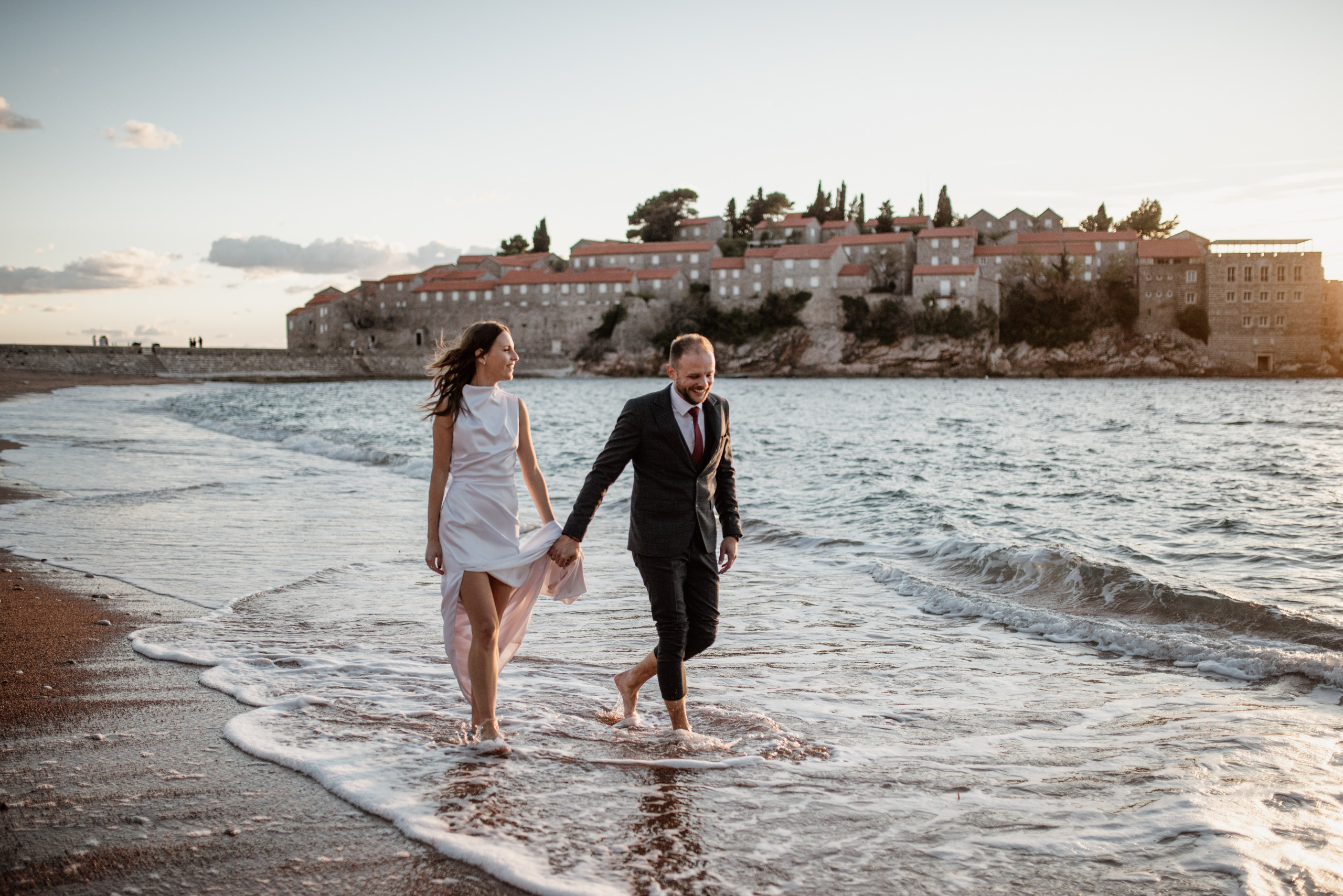 Wedding, family and destination photographer. Based in Serbia, available for the whole world