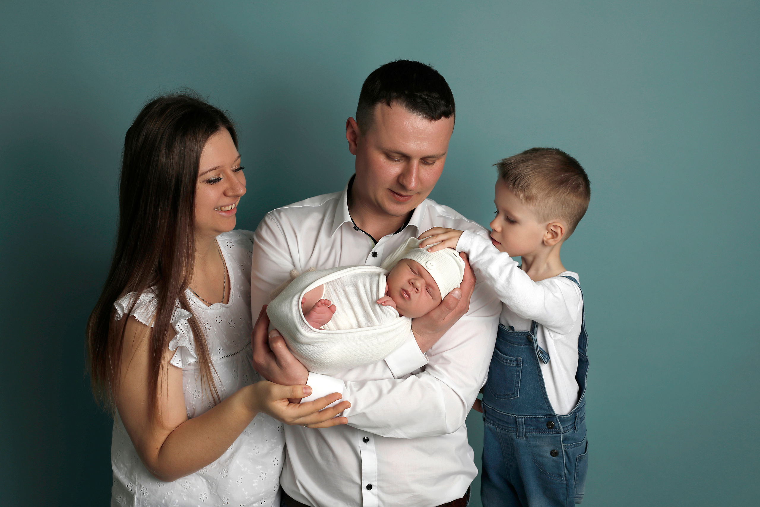 Anna Strizov. Neugeborenen Fotograf Ulm (Umgebung)