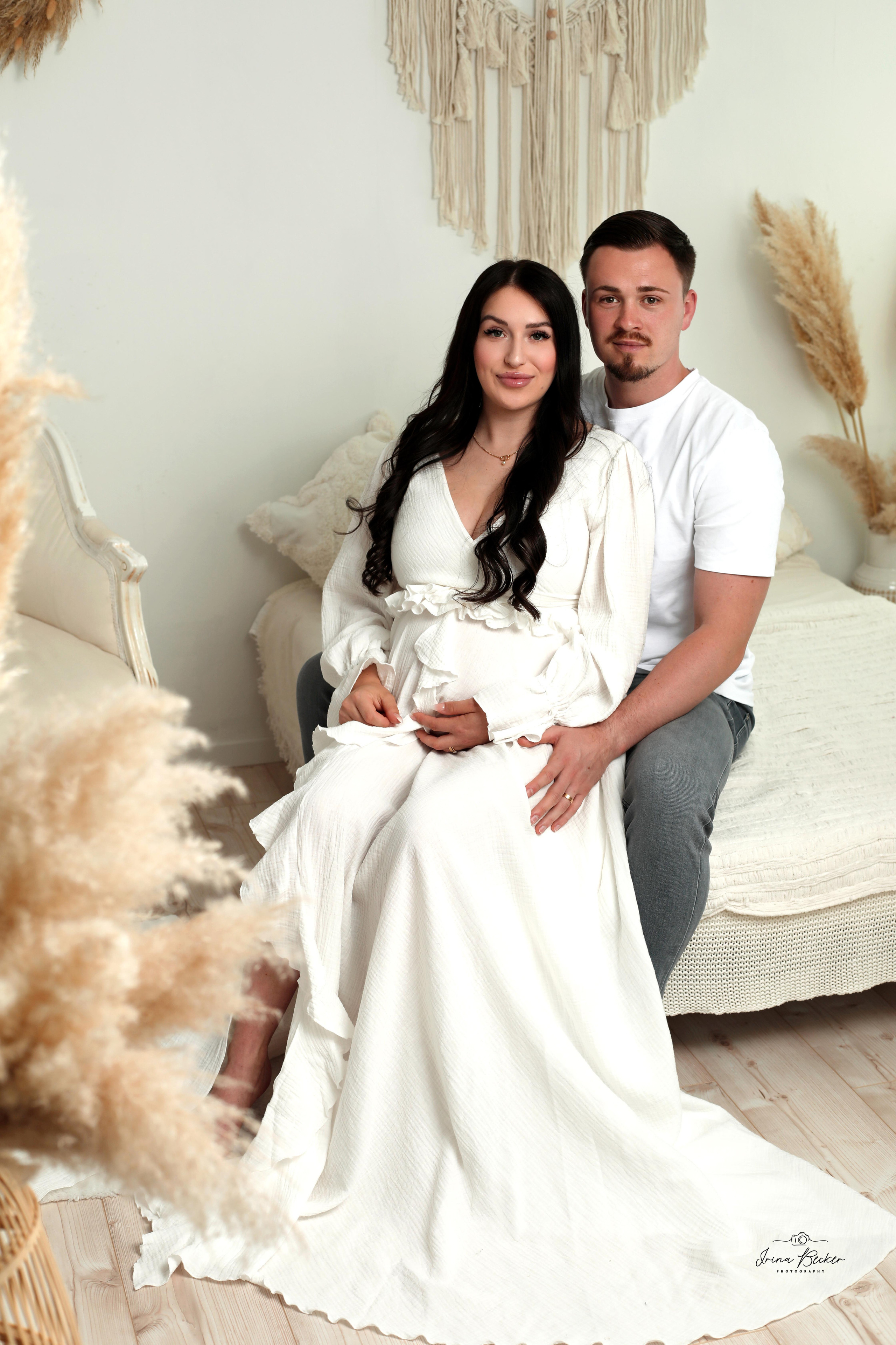 Babyfotograf Ulm, Babyfotograf Neu-Ulm, Babyfotograf Münsingen, Babyfotograf Metzingen, Babyfotograf Göppingen, Babyfotograf Tübingen, Babyfotograf Memmingen, Babyfotograf Reutlingen, Babyfotograf Stuttgart, Babyfotograf Günzburg, Babyfotograf Biberach an der Riss, Babyfotograf Alb-Donau-Kreis, Babyfotograf Bad Saulgau, Babyfotograf Bad Waldsee, Babyfotograf Ehingen, neugeborenenfotografie Ulm, neugeborenenfotografie Neu-Ulm, neugeborenenfotografie Stuttgart, neugeborenenfotografie Metzingen, neugeborenenfotografie Münsingen, neugeborenenfotografie Bad Saulgau, neugeborenenfotografie Bad Waldsee, neugeborenenfotografie Ehingen, neugeborenenfotografie Langenau, neugeborenenfotografie Ravensburg, neugeborenenfotografie Sigmaringen, Fograf Ulm, Fotograf Ehingen, Fotograf Bad Waldsee, Fotograf Friedrichshafen, Baby Ulm, Entbindung Ulm, babyfotograf Erbach, Babyfotograf Blabeuren, Babyfotograf Biberach, babyshooting ulm, babyshooting metzingen, babyshooting ehingen, Babybauchshooting, Schwangerschaftsshooting, Babybauchbilder, Babybauchfotografie Ulm, Matmaternity, studiophotography.studiophotoshoot