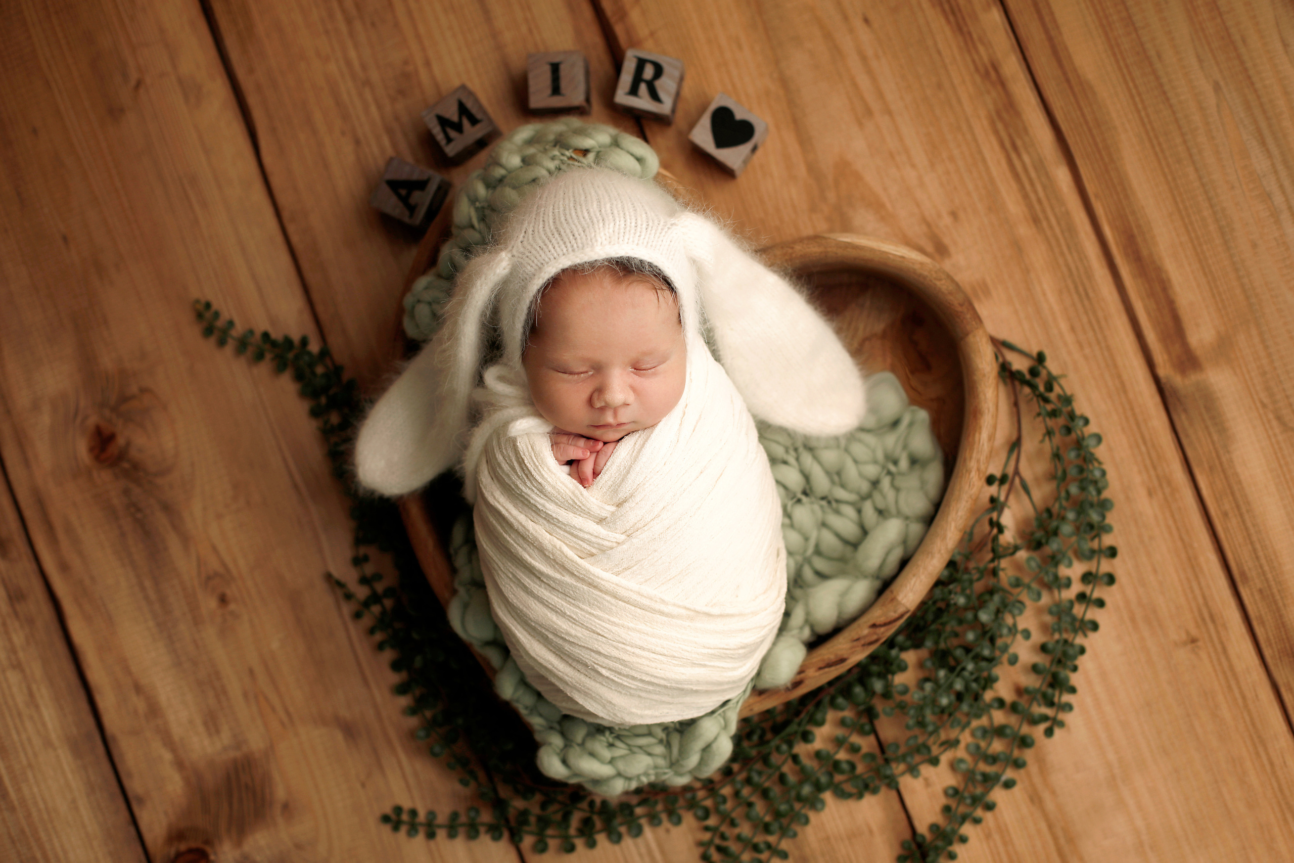 Anna Strizov. Neugeborenen Fotograf Ulm (Umgebung)