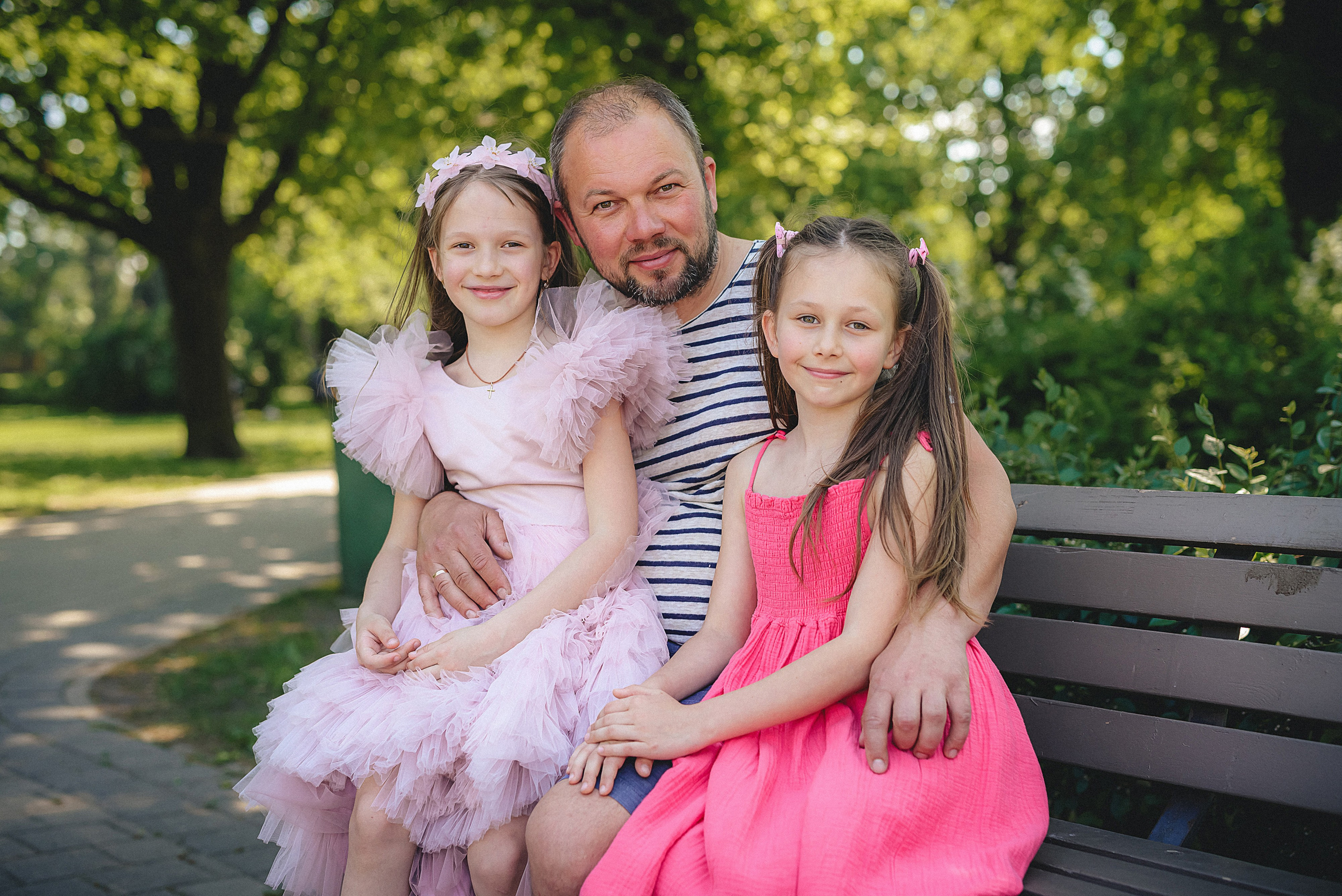 Zīles Skolas Izlaidums. Fotogrāfs Rīgā. Gīmenes, individuālās un dažādu produktu fotosesijas