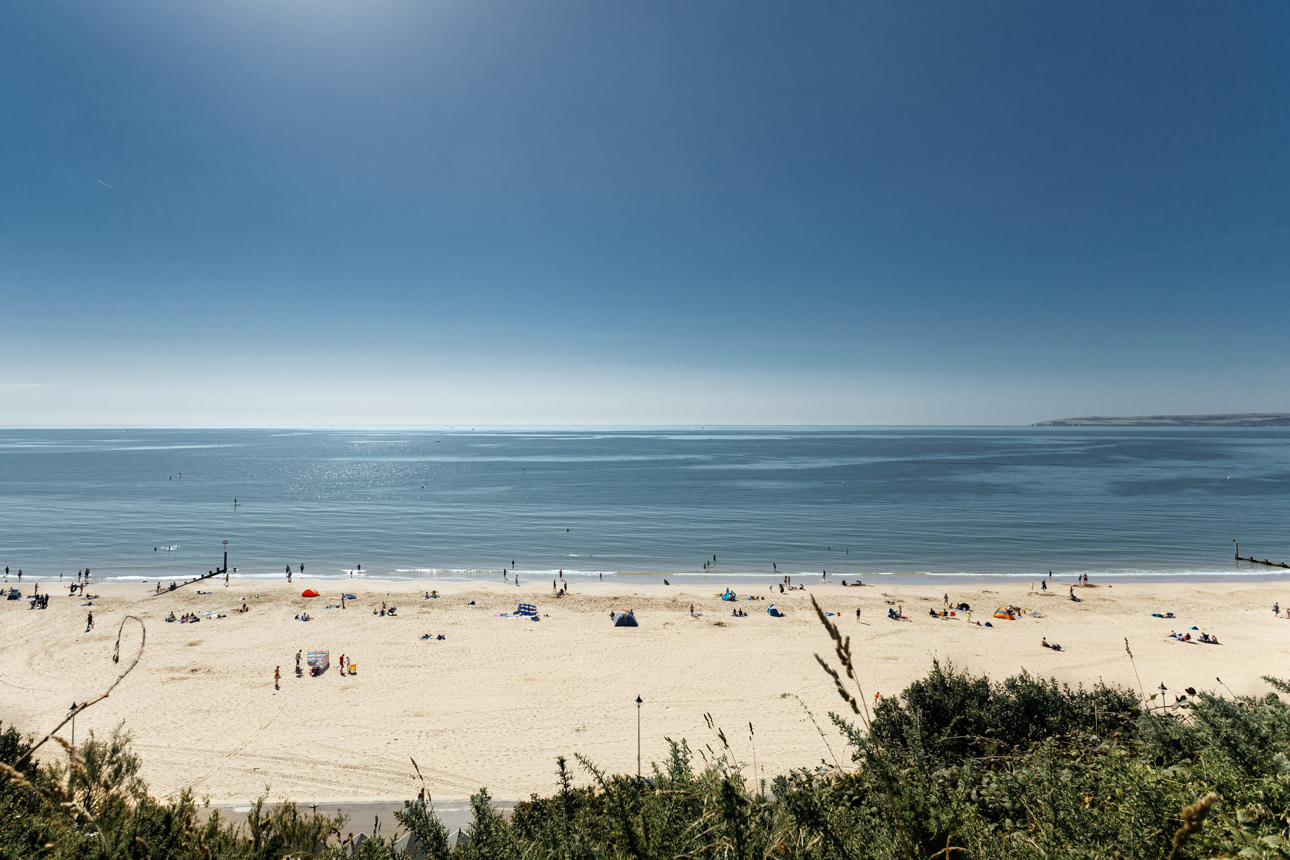 Alejandra & Jason. Bournemouth Highcliff Marriott Hotel. Timeless Wedding & Events Photography. Based in London, working across Europe