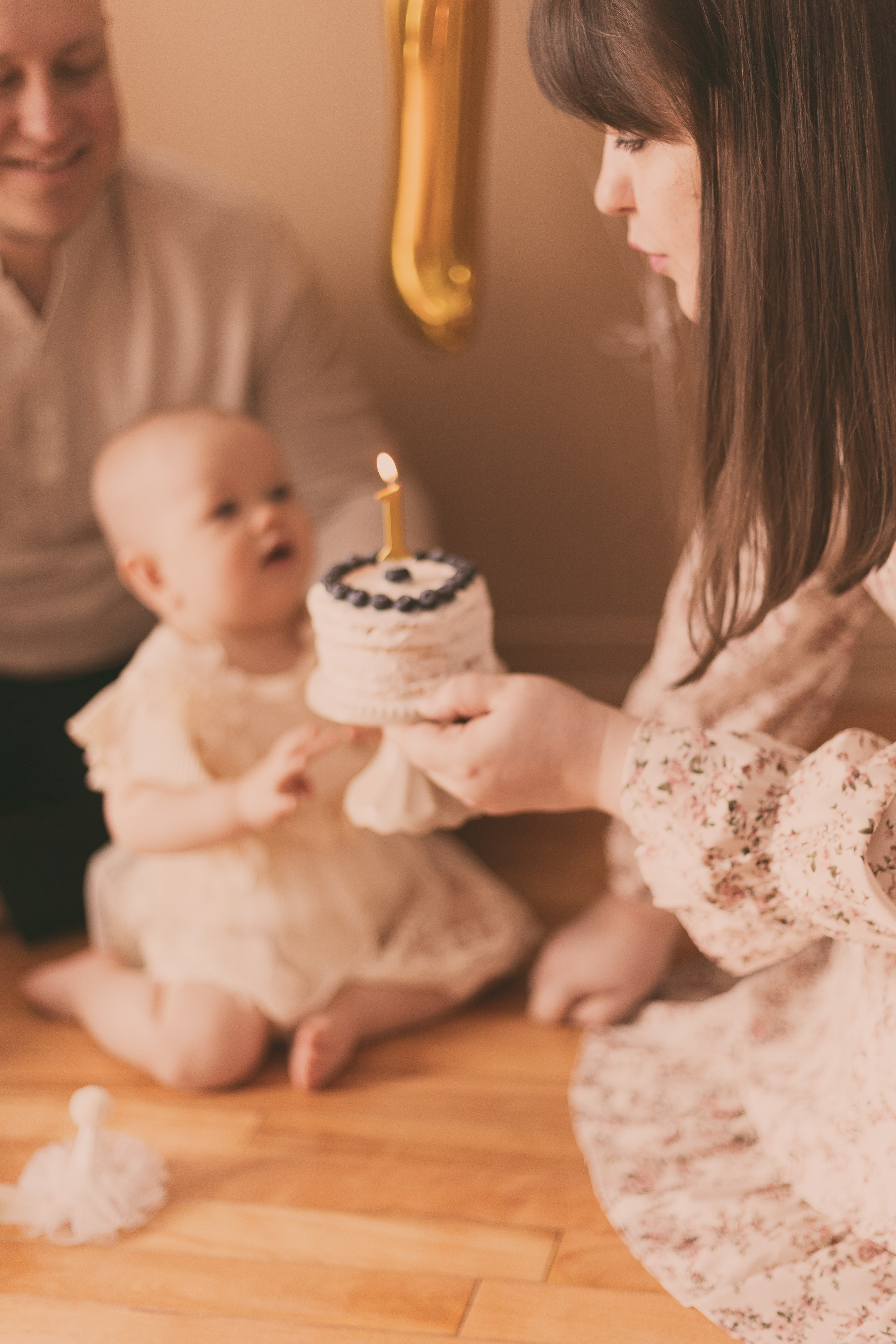 BABY MILESTONE. Calgary Family & Portrait Photographer | Jenny Photo Art