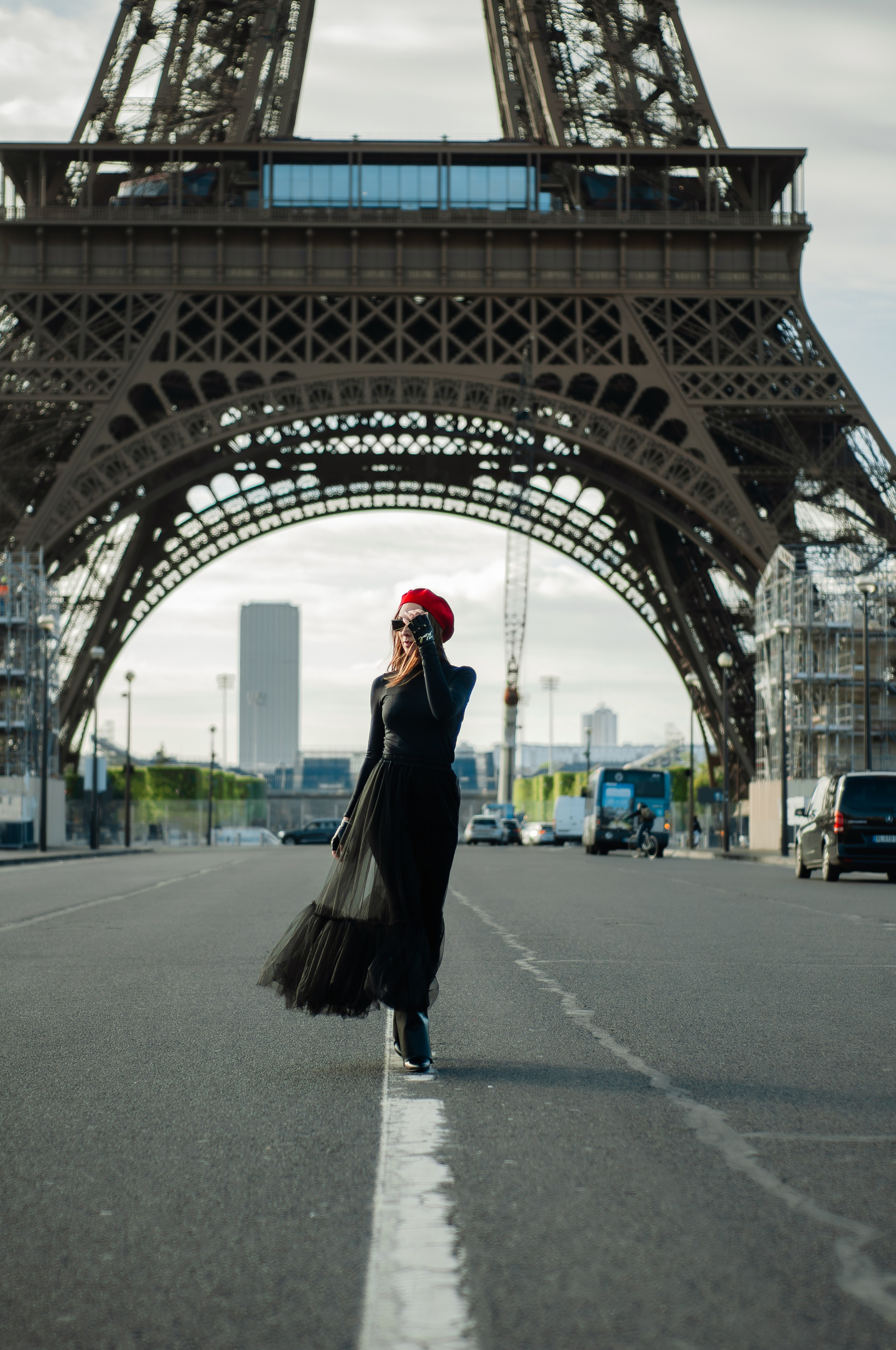 Фотосессия с подругой в Париже. Фотограф в Париже Полина Осипова