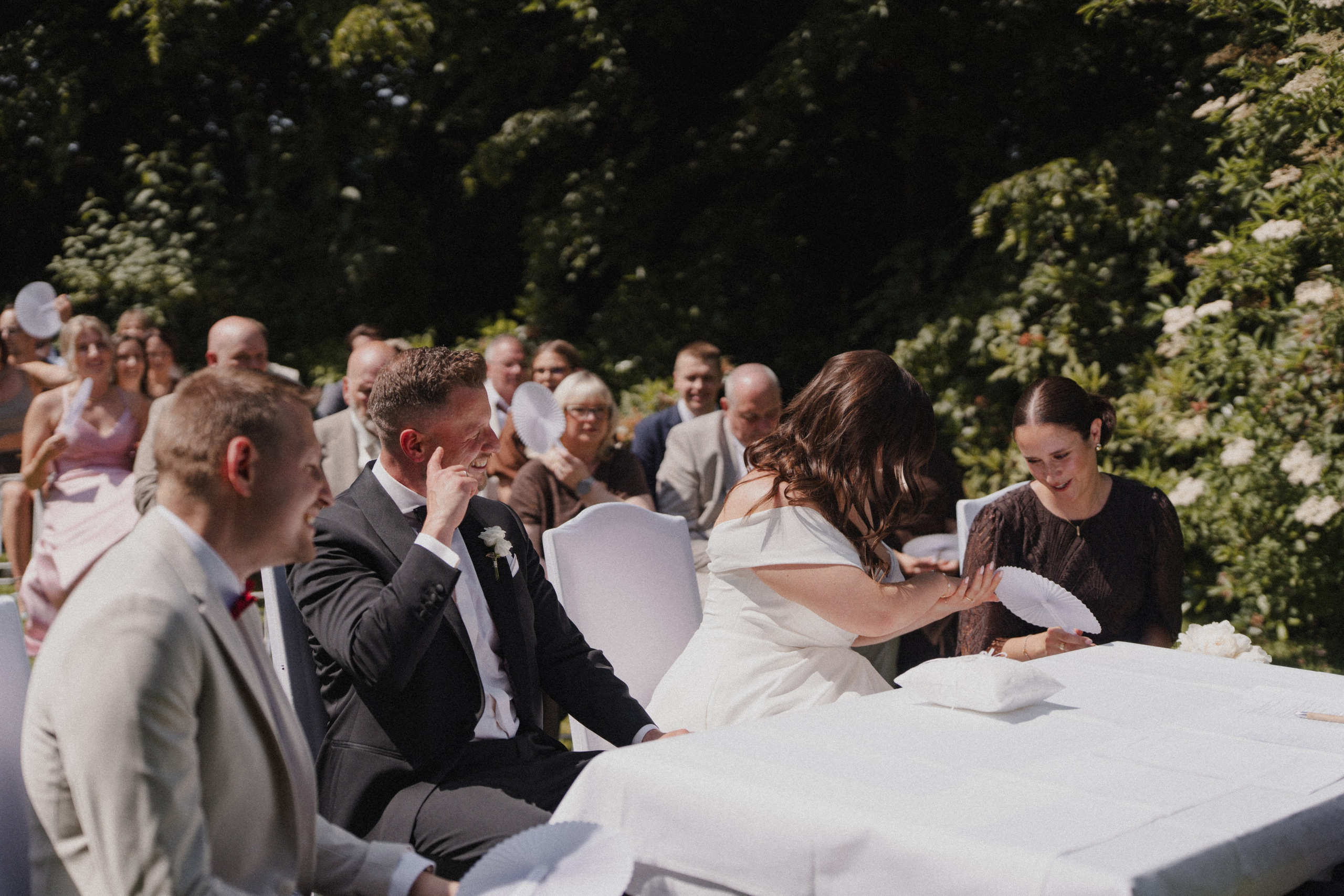Jessica & Felix I Gesellschaft Harmonie Bochum. Hochzeitsfotografin Bochum | Halyna Reiche Fotografie NRW