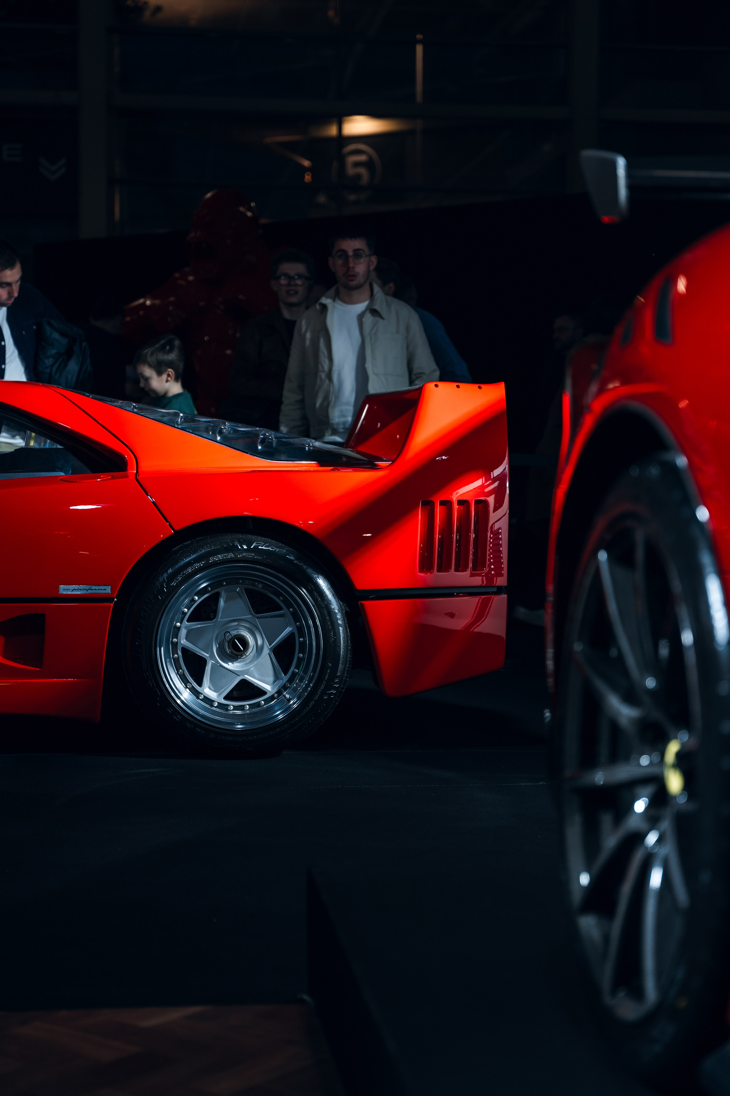 Retromobile 2026. Photographe de voitures à Paris — Vitalii Motruk
