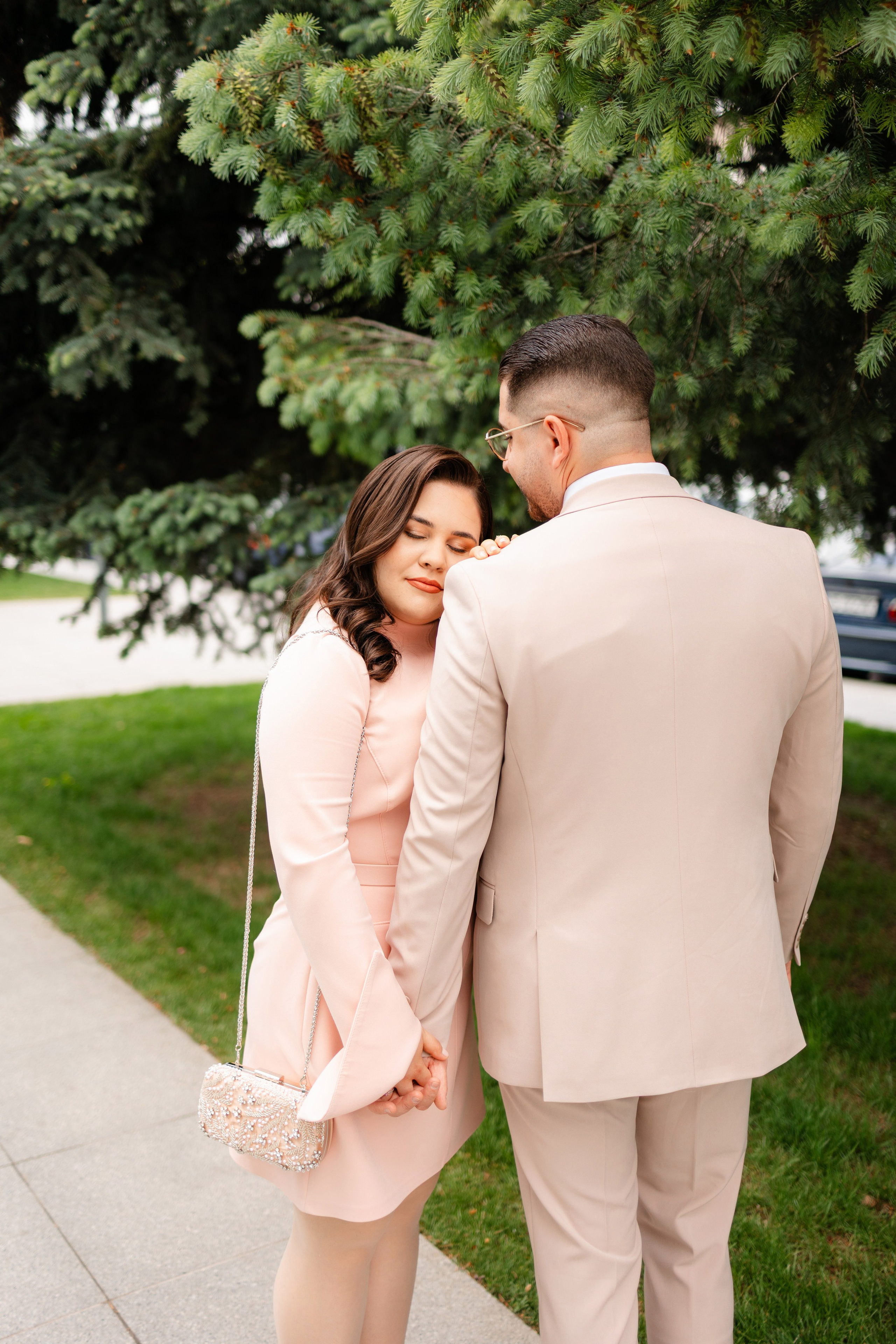 Olivia & Alex. Wedding Photographer, based in Iasi, Romania, but will travel all over the globe to make sure you look amazing in all your wedding photos
