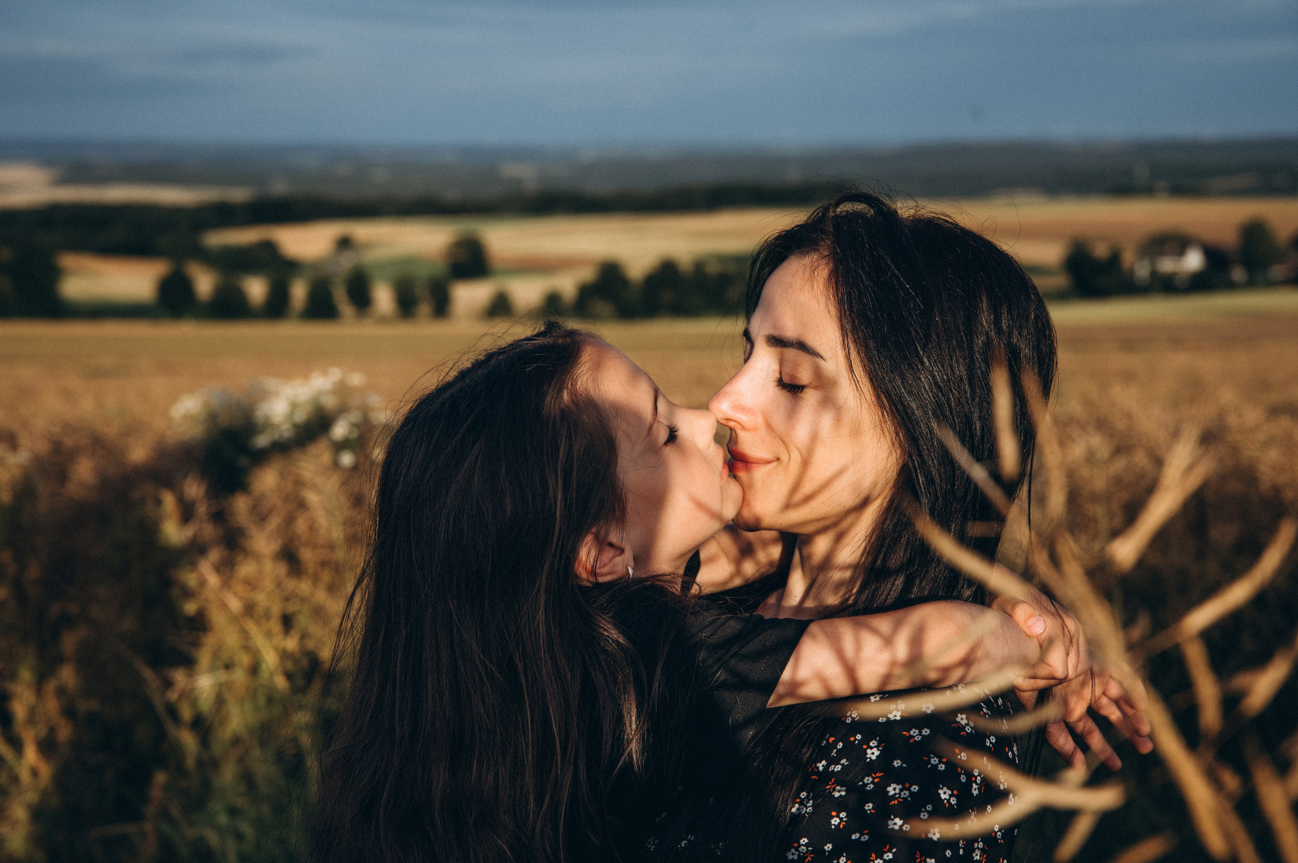 Sasha und Nika. Familien- und Hochzeitsfotografin. Ich arbeite in Koblenz und Rheinlan