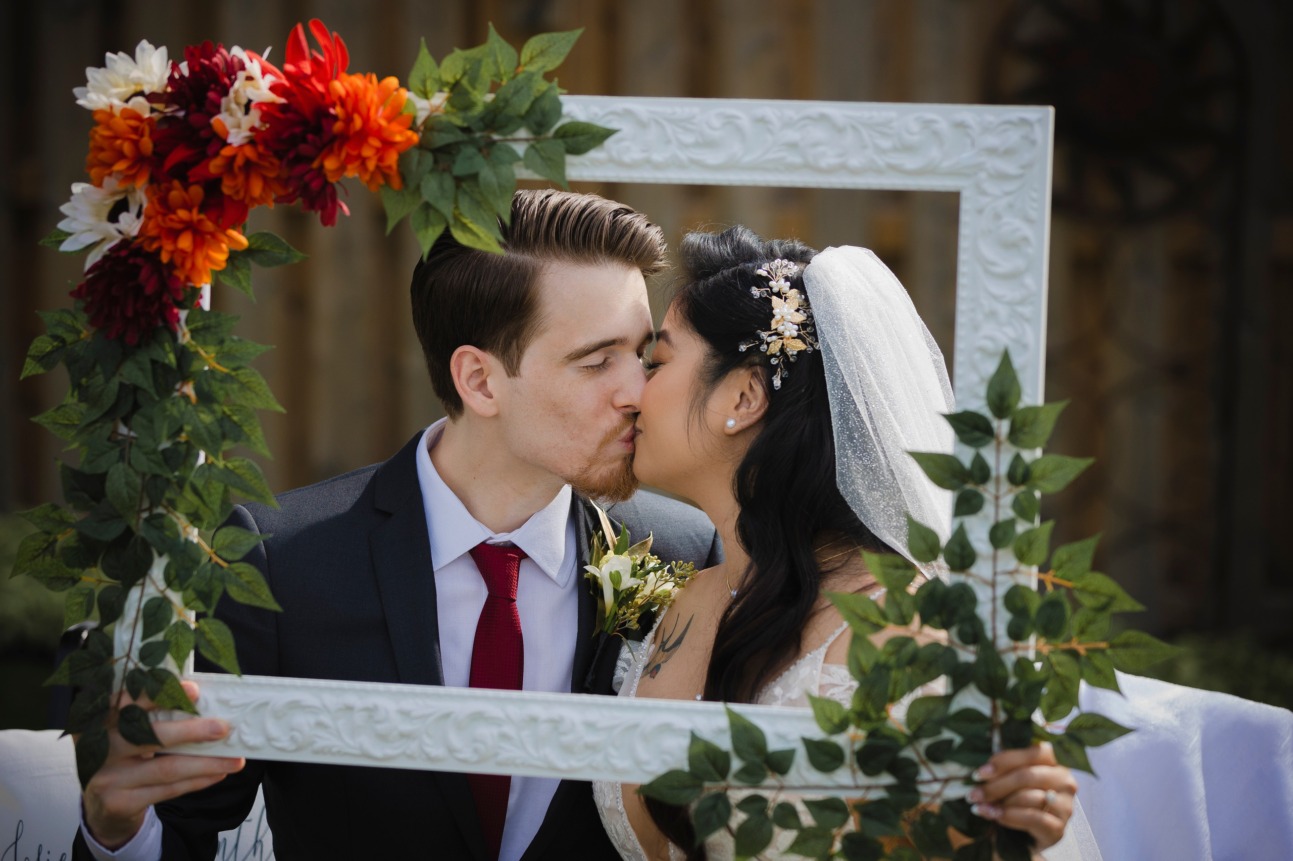 Amoura Weddings