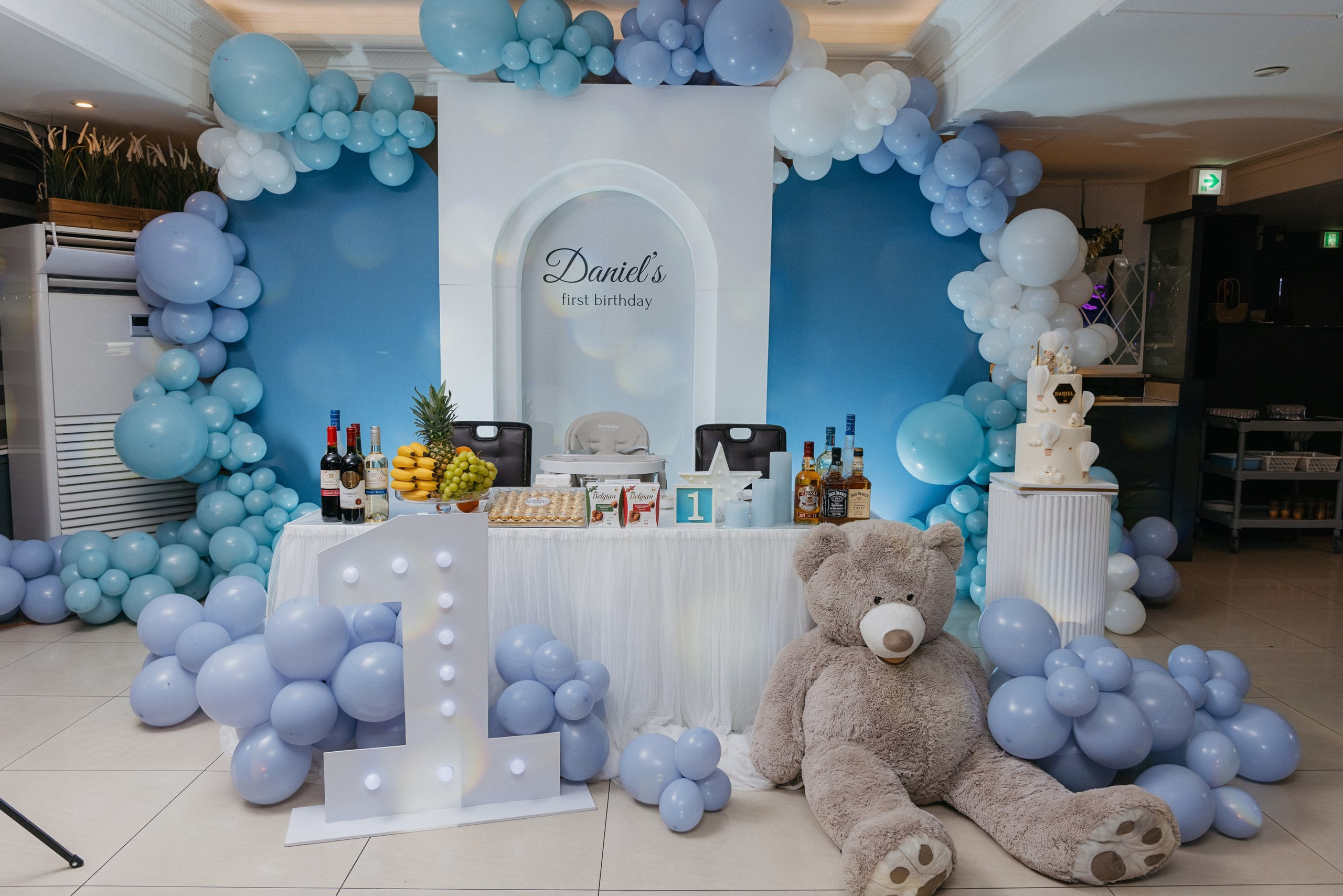 Asyandi, banquets. Narnia Decor Studio