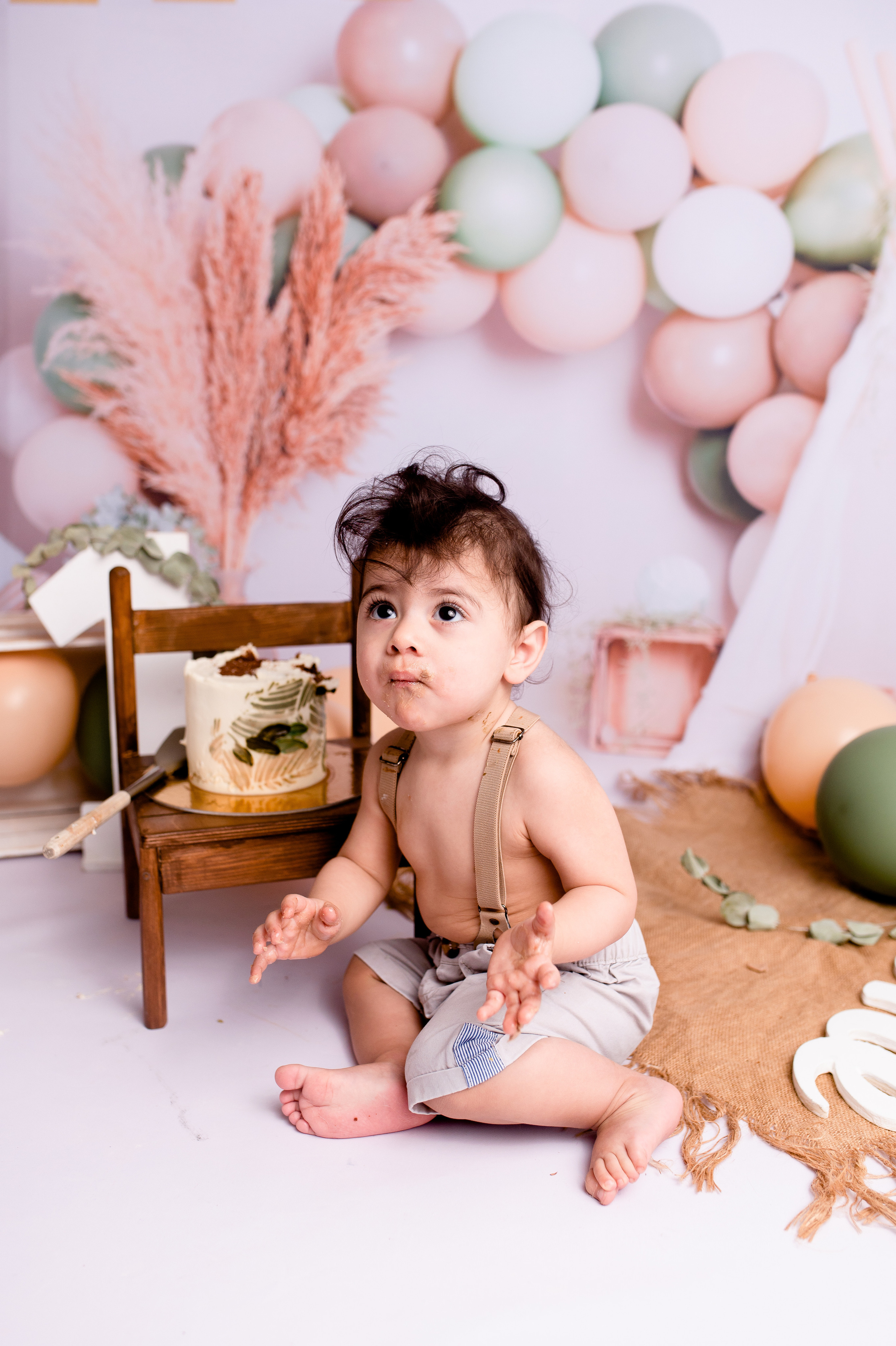 Φωτογράφιση για τα πρώτα γενέθλια. WELCOME