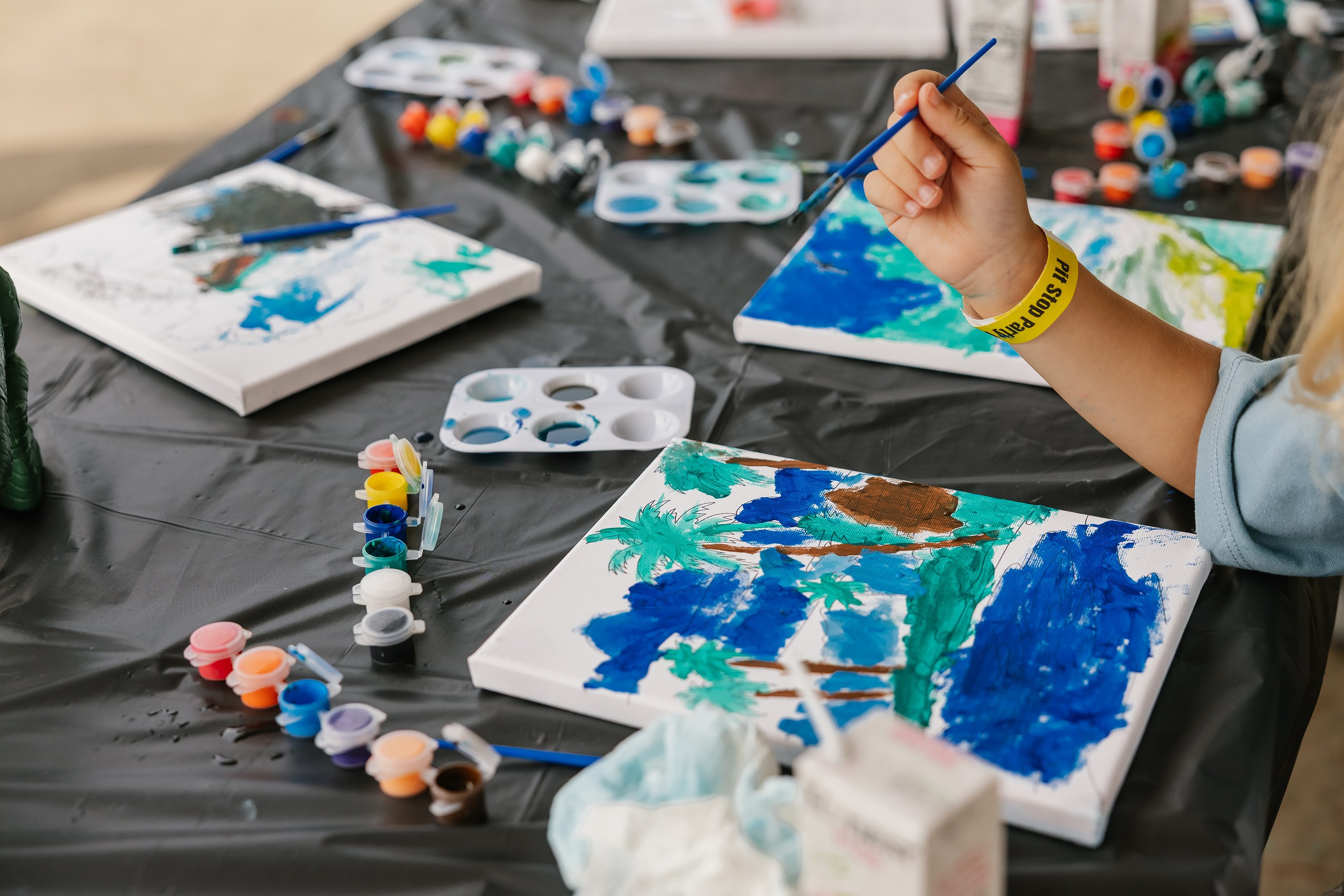 OCMC 09.13.2025. Wedding family event photographer in Chicago Nick Yushevich