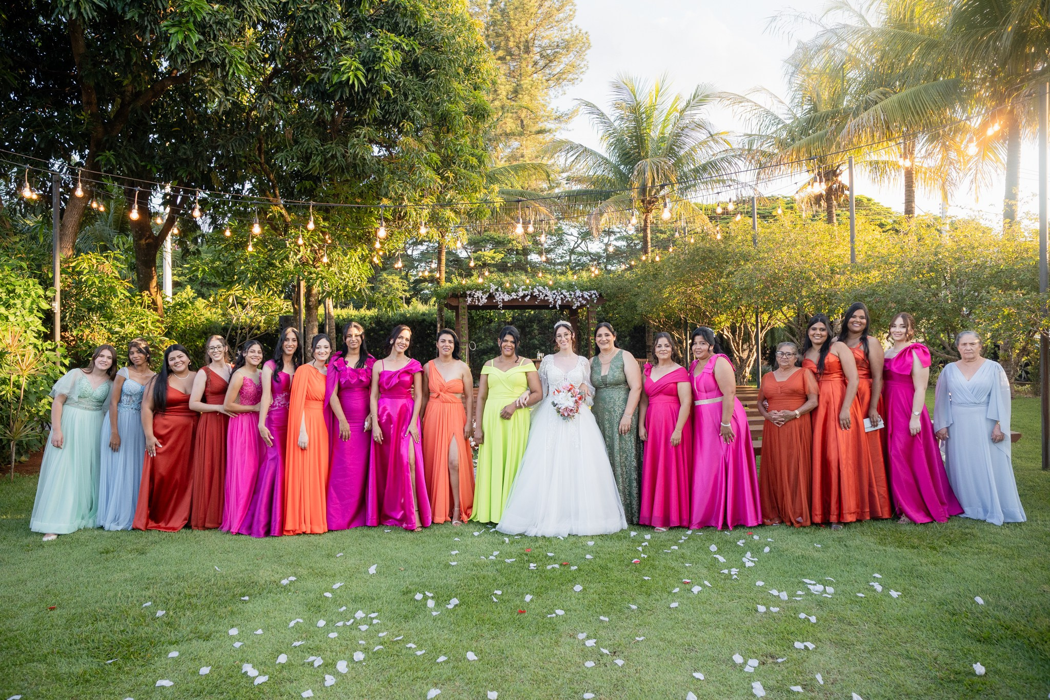 Larissa & Vinicius — Espaço Faveral / Aararaquara. Robson Colaço