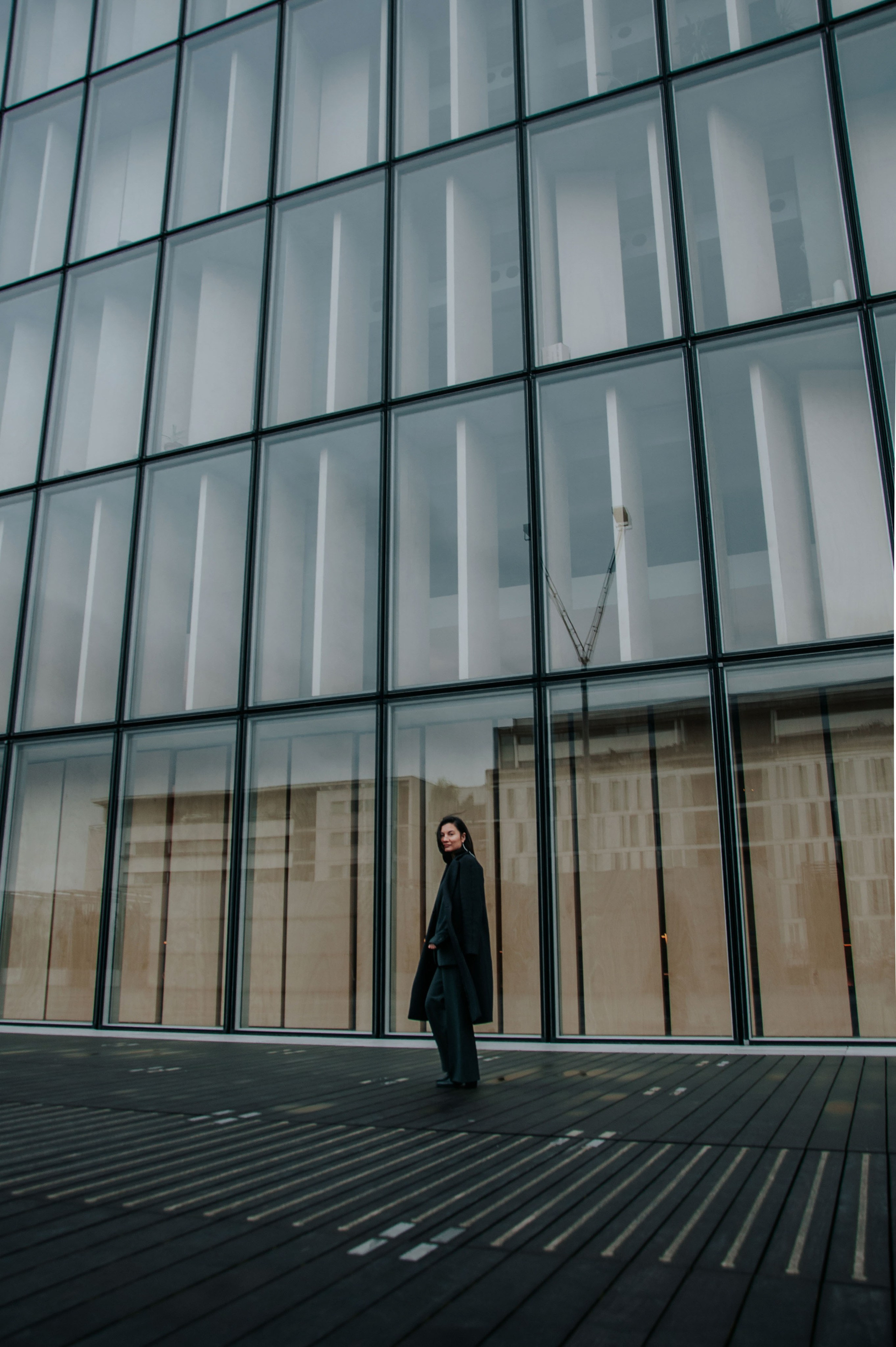 Urban photoshoot in Paris. Paris photographer — Polina Osipova